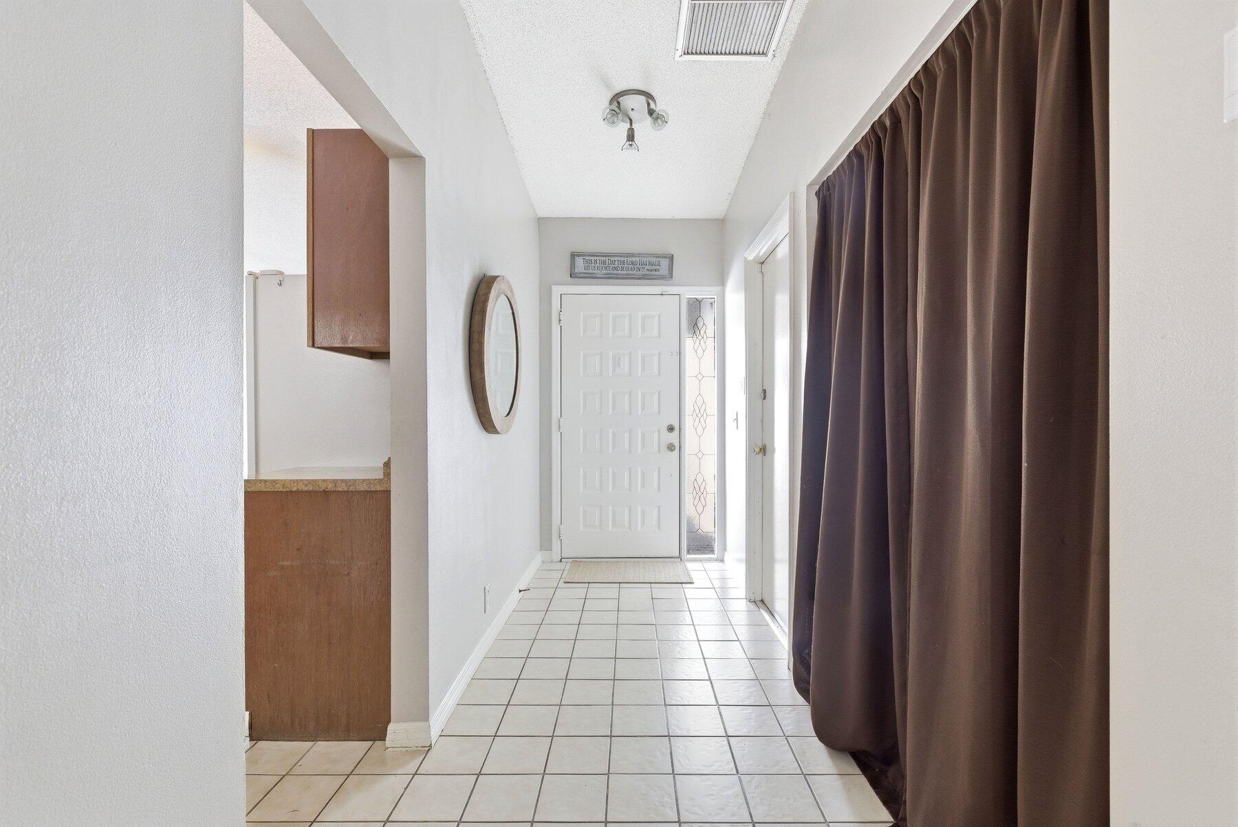 6670 Canary Palm #Unit 16, Boca Raton FL 33433