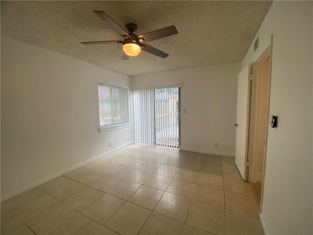 191 Wimbledon Lake, Plantation FL 33324