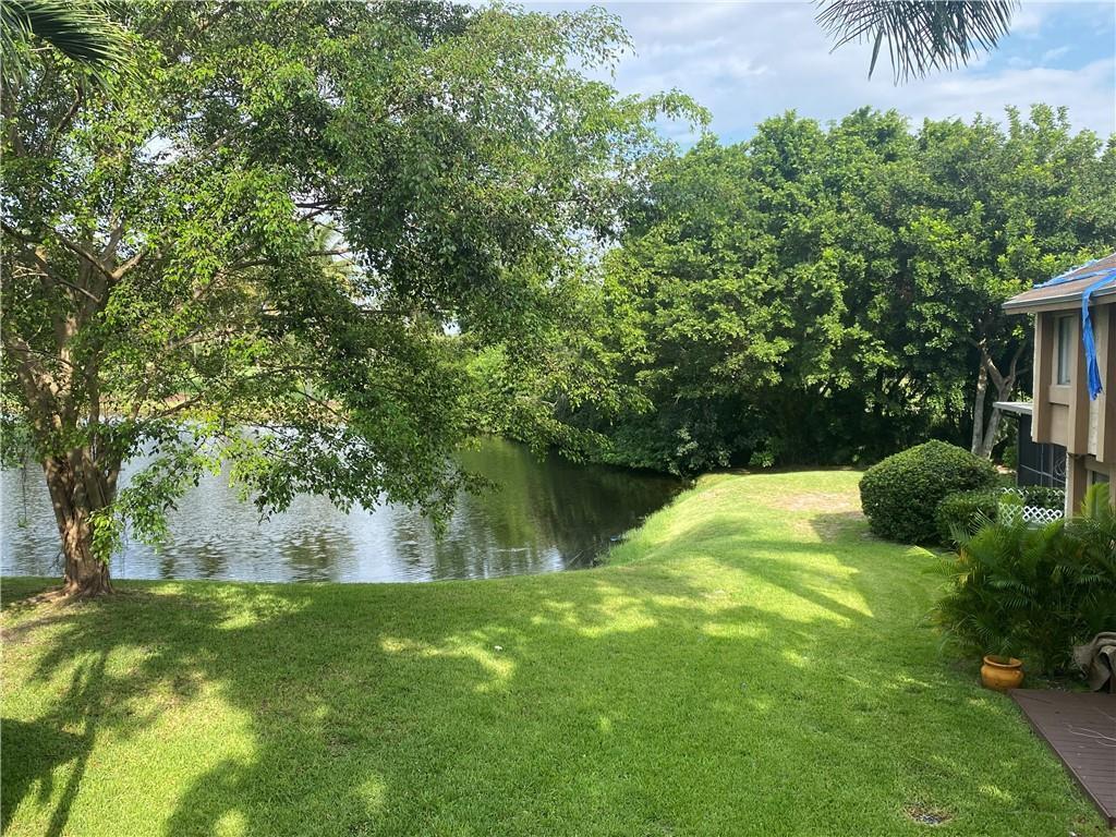 191 Wimbledon Lake, Plantation FL 33324