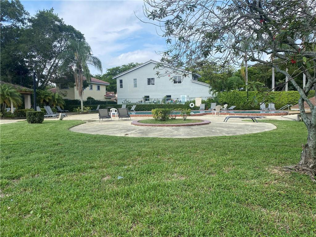 191 Wimbledon Lake, Plantation FL 33324