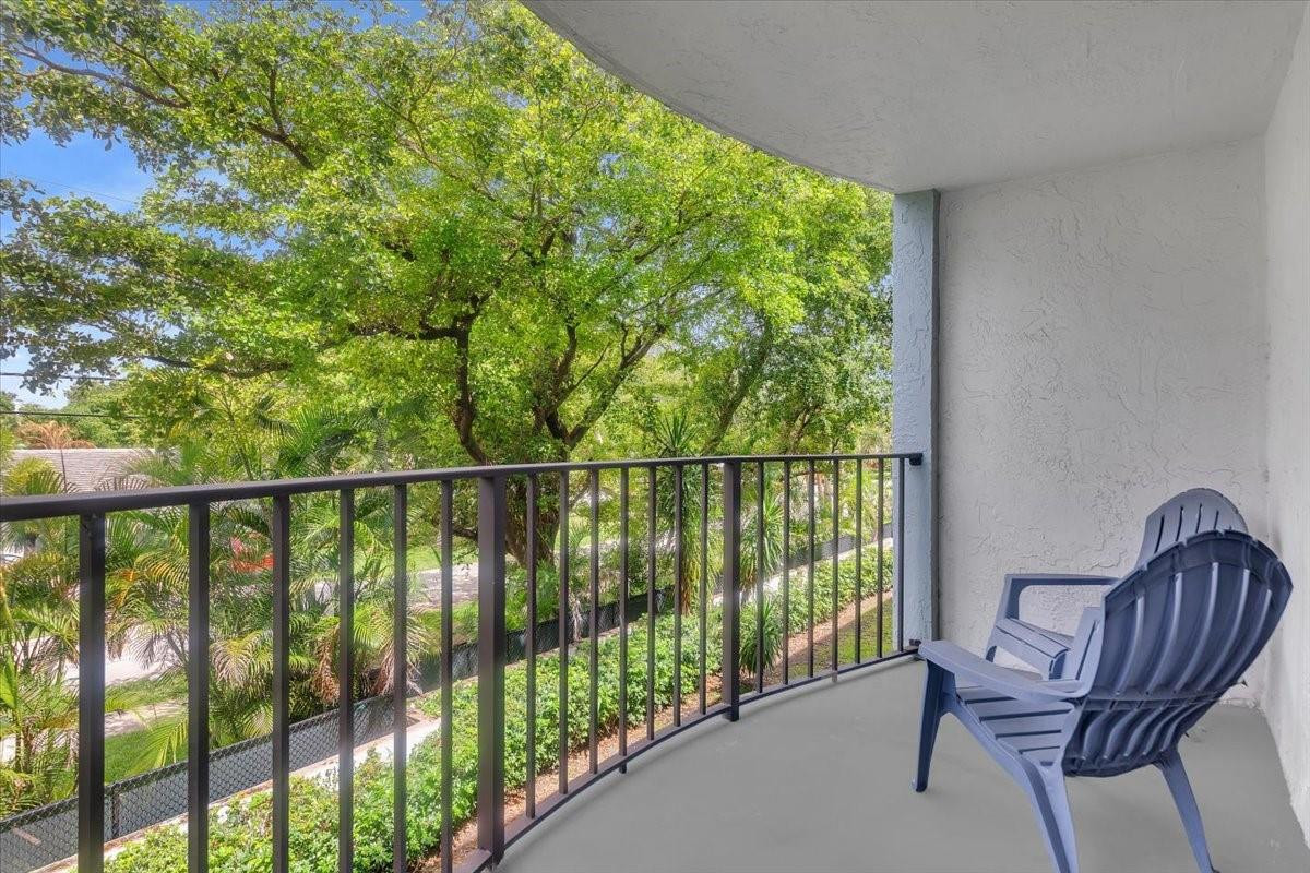3909 N Ocean #210, Fort Lauderdale FL 33308