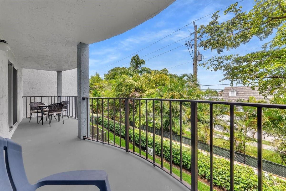 3909 N Ocean #210, Fort Lauderdale FL 33308