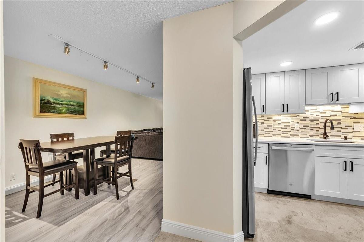 3909 N Ocean #210, Fort Lauderdale FL 33308