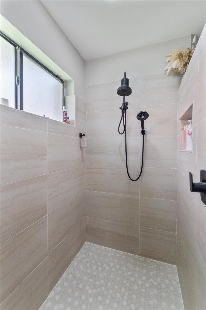 4911 NW 96th, Coral Springs FL 33076