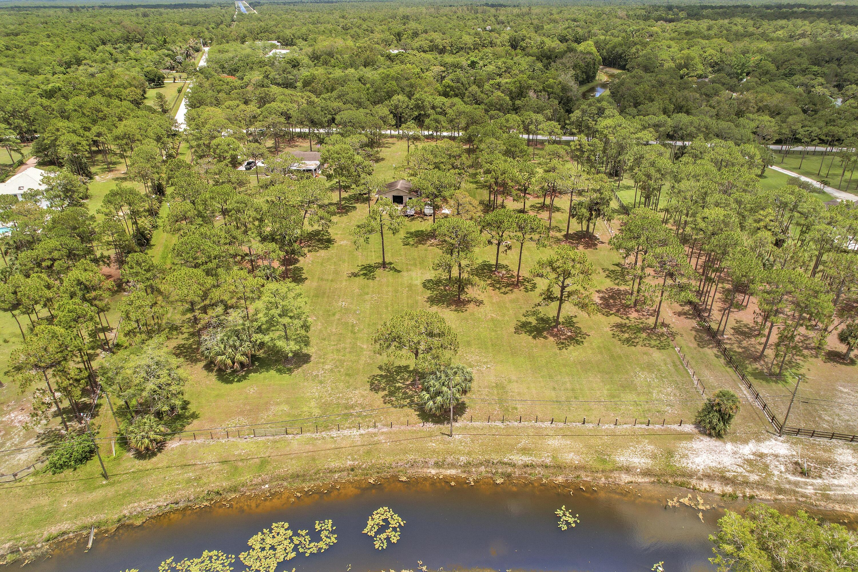 13965 Caloosa, Palm Beach Gardens FL 33418