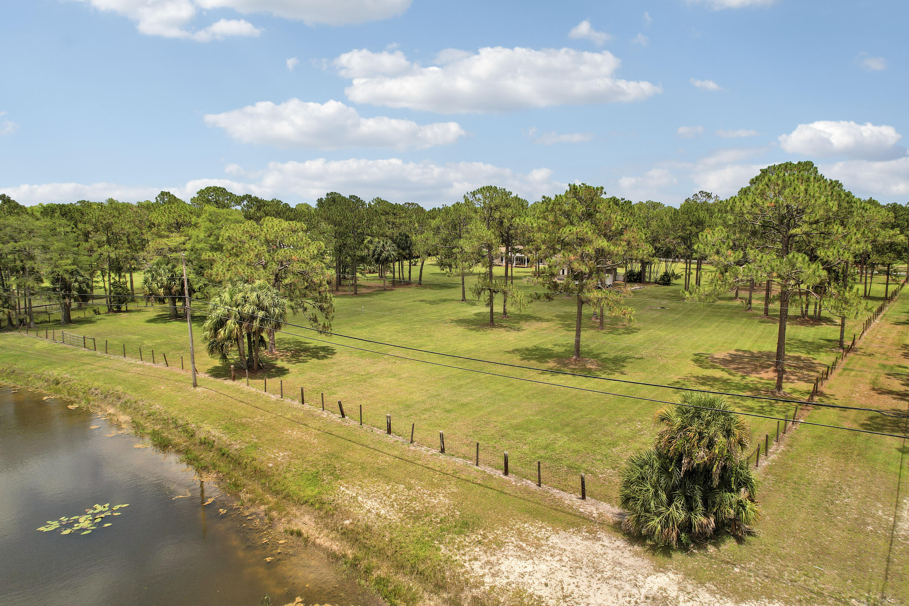 13965 Caloosa, Palm Beach Gardens FL 33418