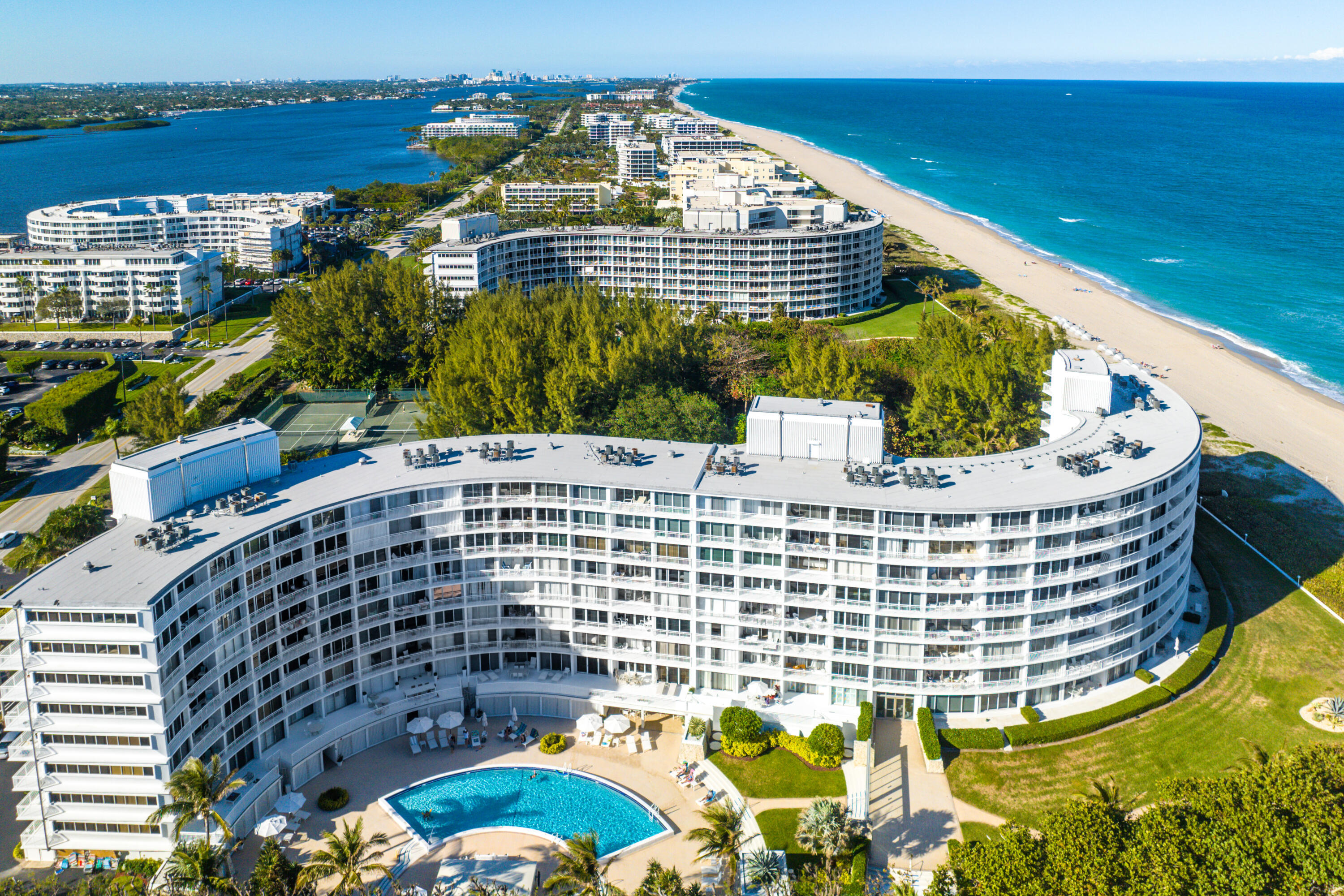 2780 S Ocean #401, Palm Beach FL 33480