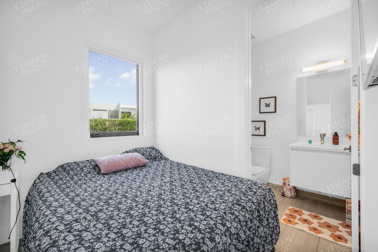 16550 Sunset, Weston FL 33326