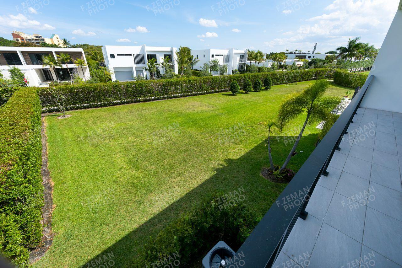 16550 Sunset, Weston FL 33326