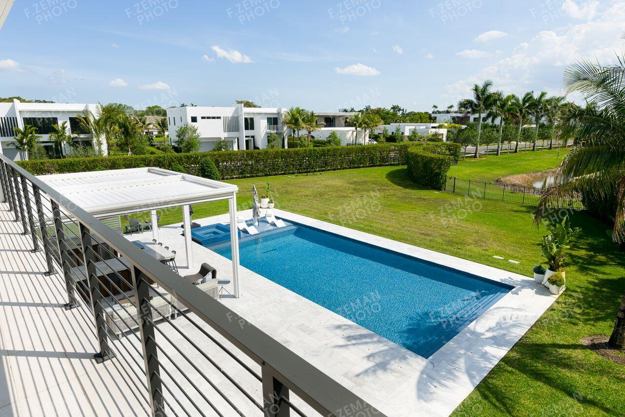 16550 Sunset, Weston FL 33326
