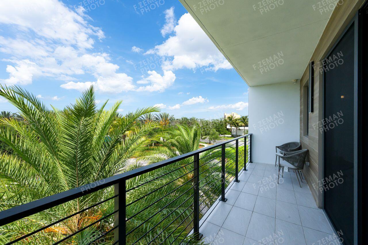 16550 Sunset, Weston FL 33326