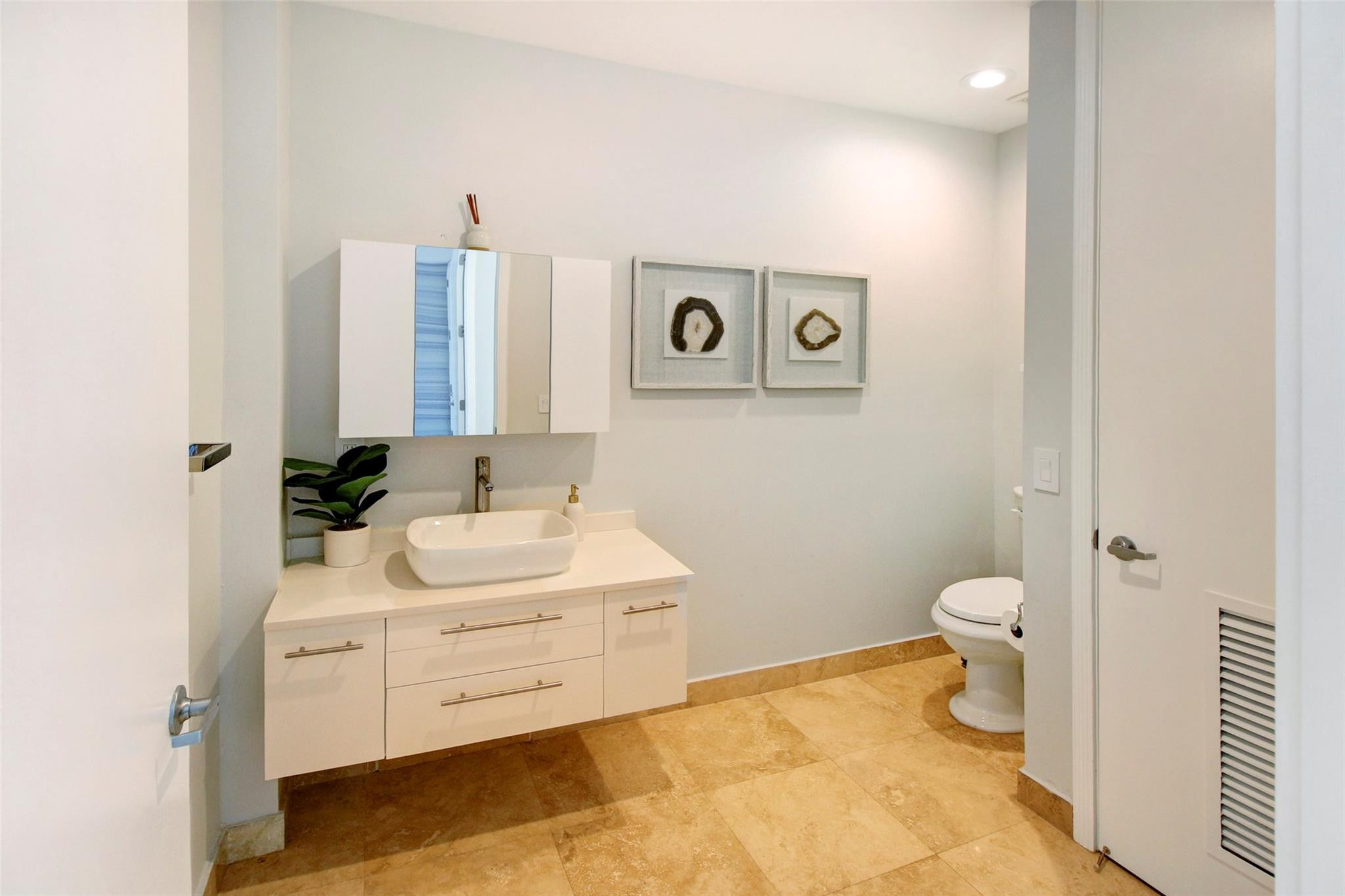 301 Hendricks #7, Fort Lauderdale FL 33301