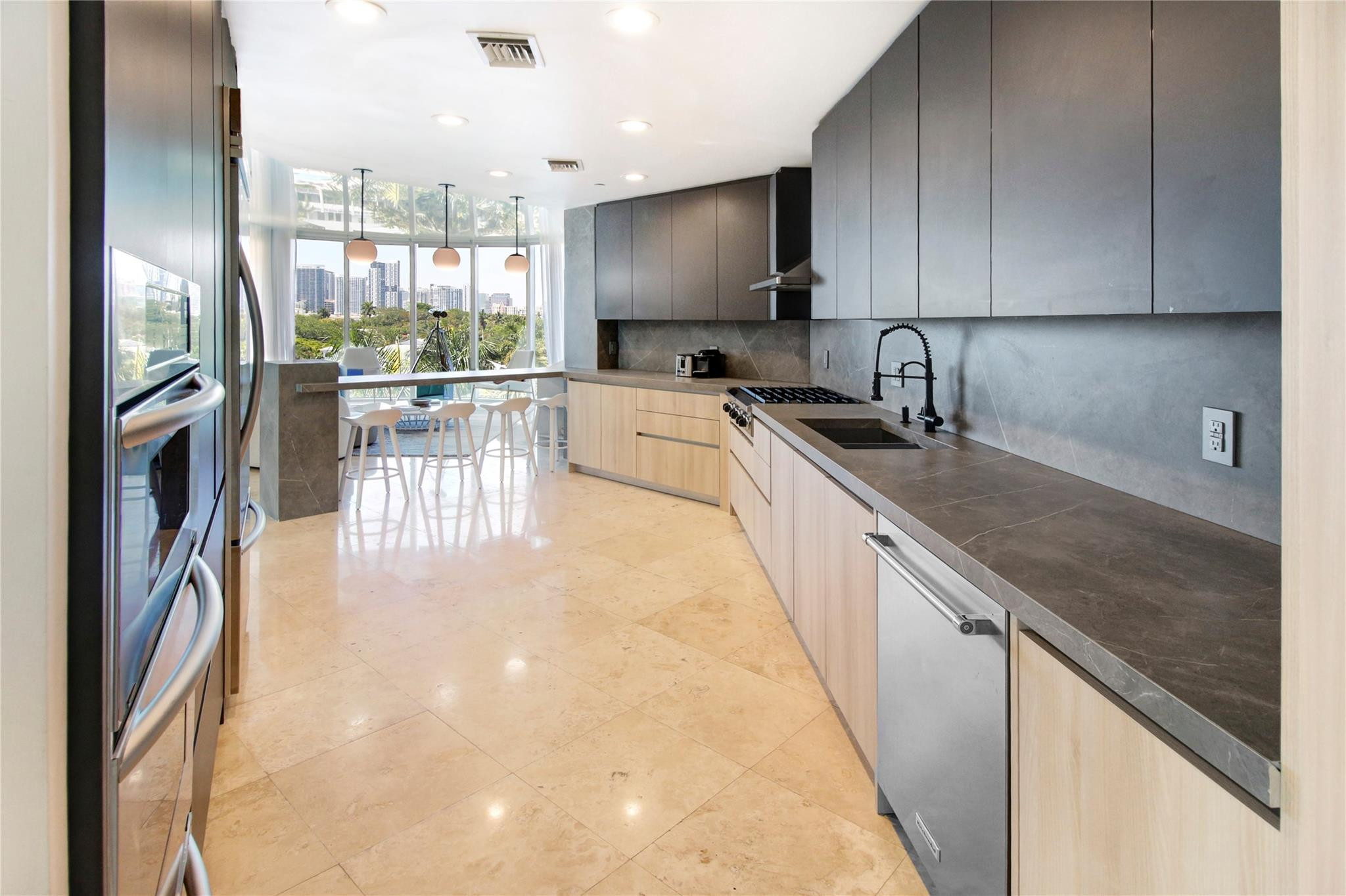 301 Hendricks #7, Fort Lauderdale FL 33301