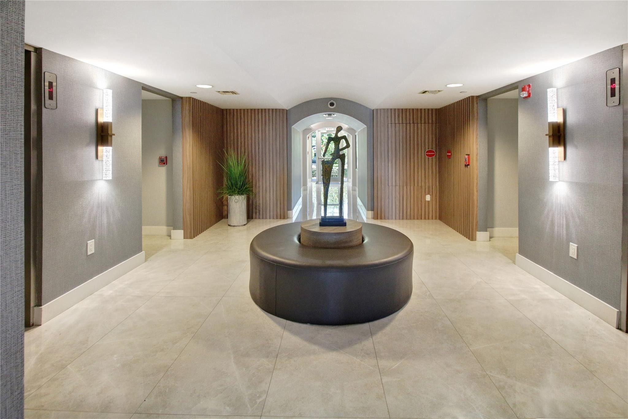 301 Hendricks #7, Fort Lauderdale FL 33301