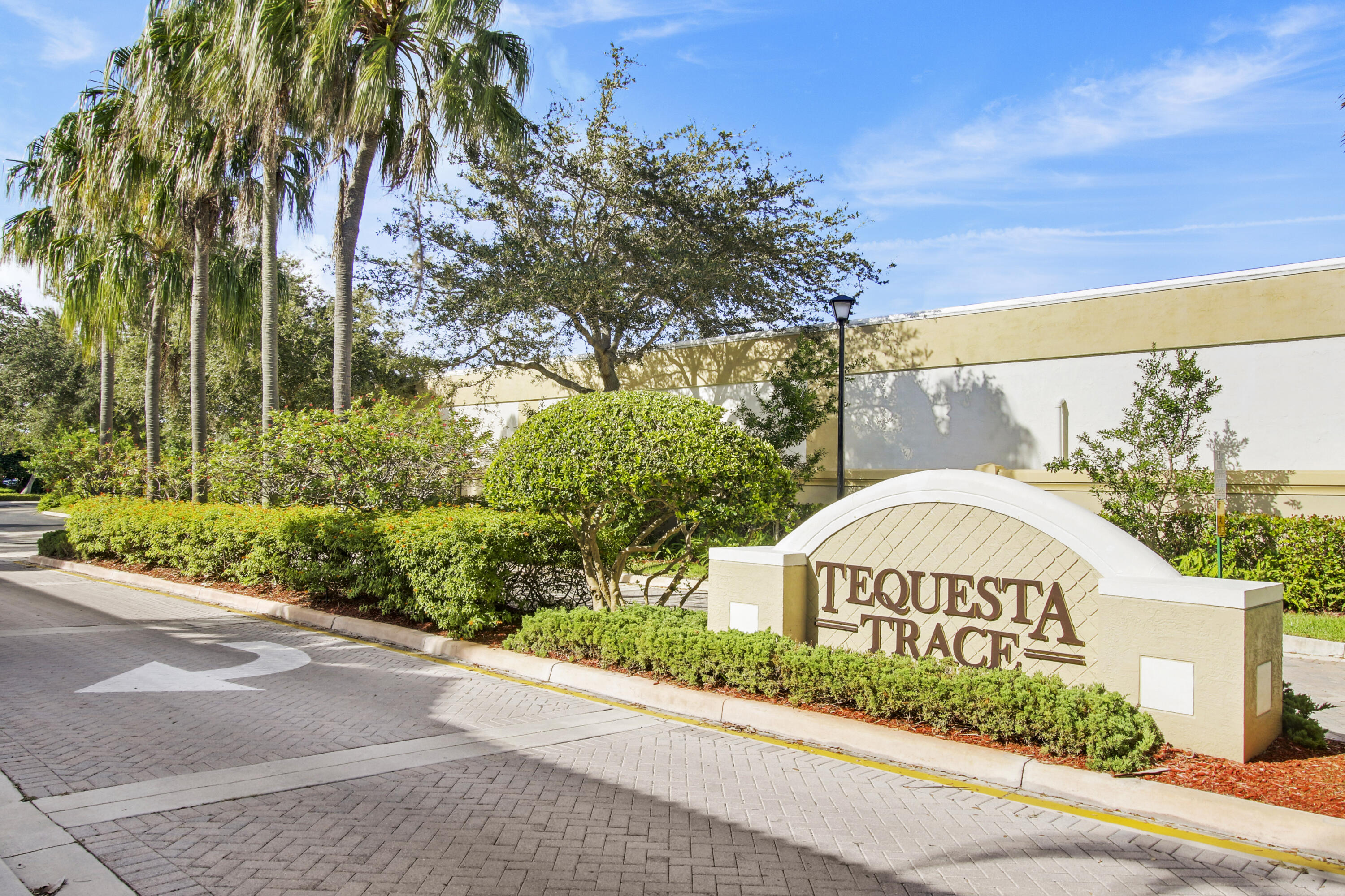 105 Lighthouse #B, Tequesta FL 33469