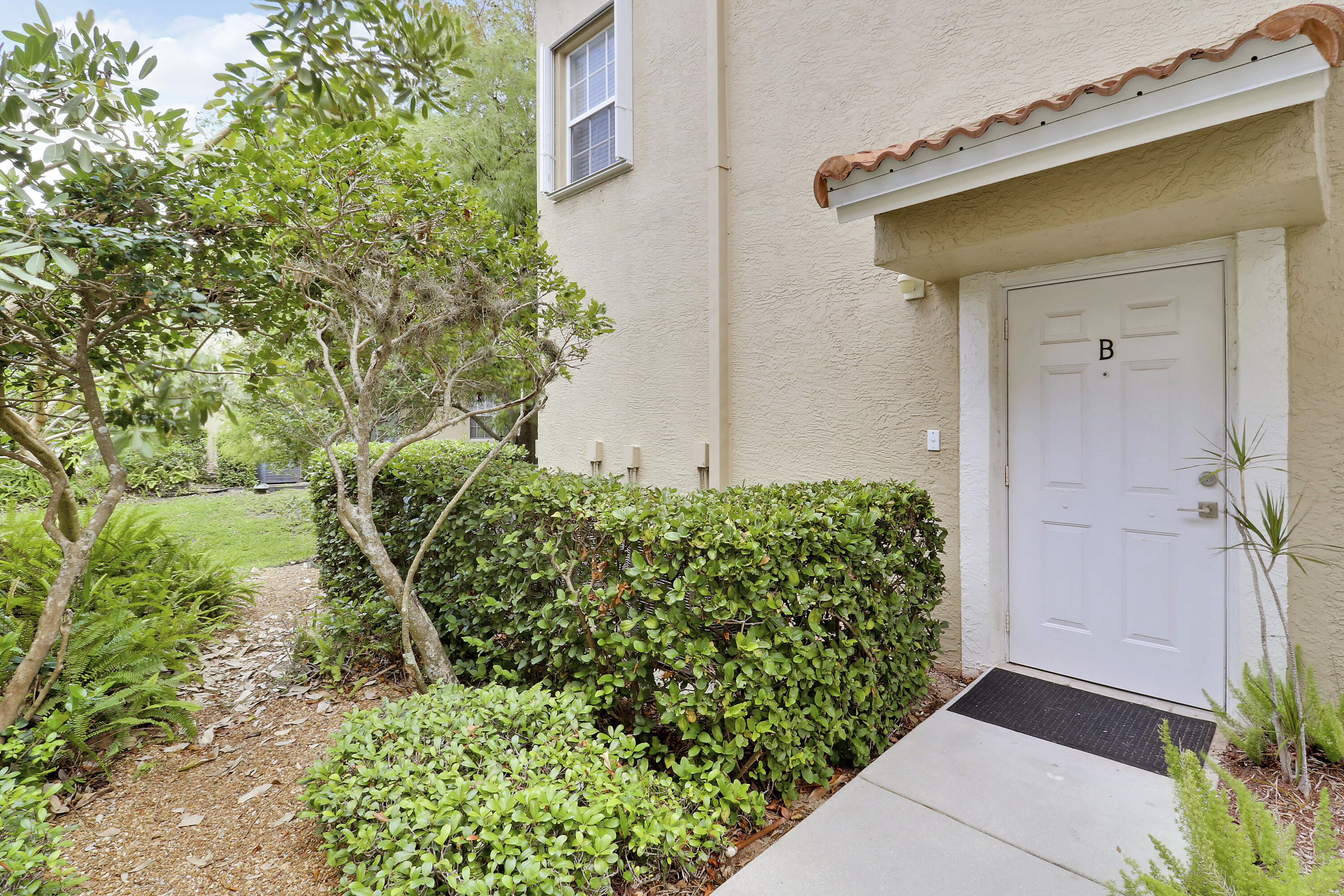 105 Lighthouse #B, Tequesta FL 33469
