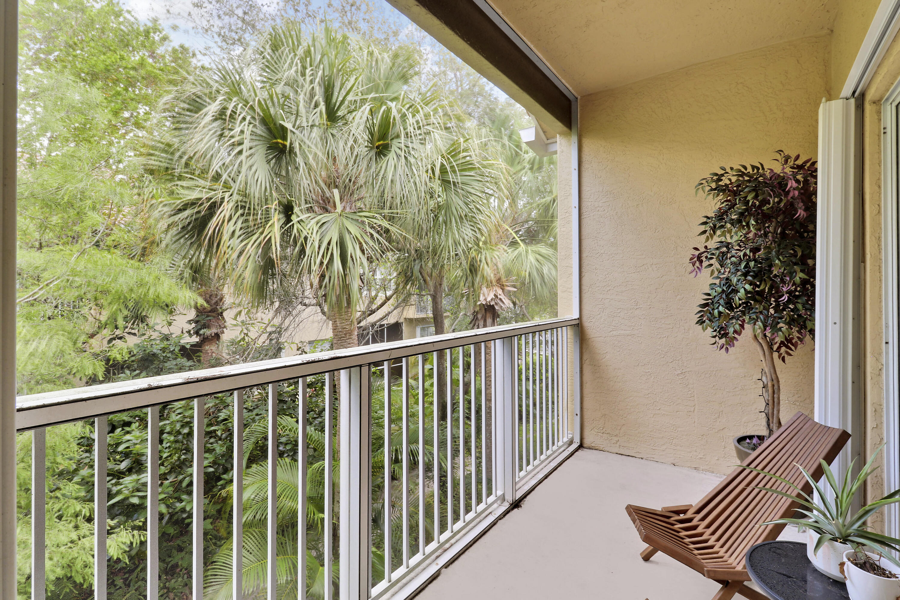 105 Lighthouse #B, Tequesta FL 33469
