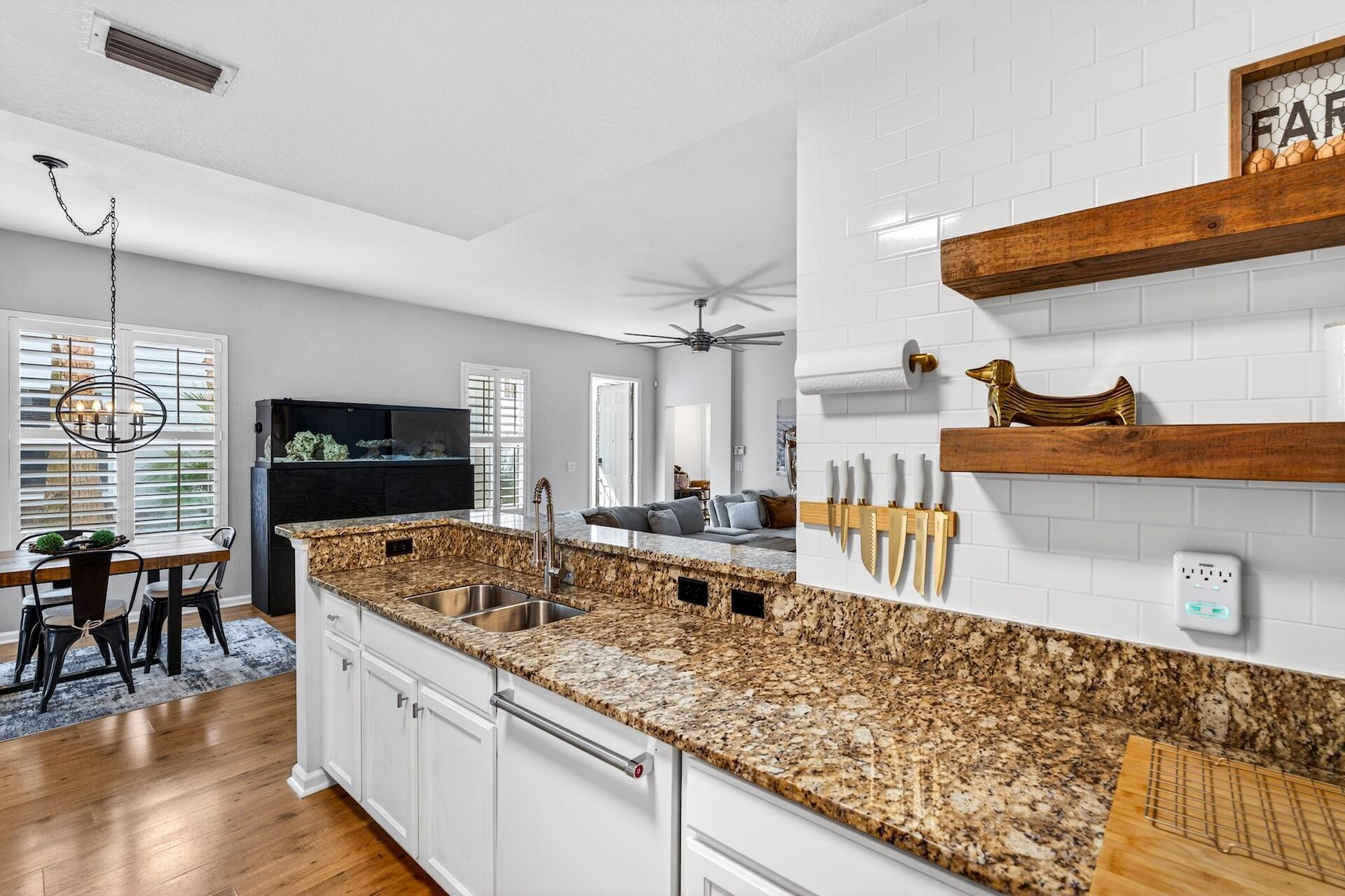 4680 Mimosa #805, Coconut Creek FL 33073