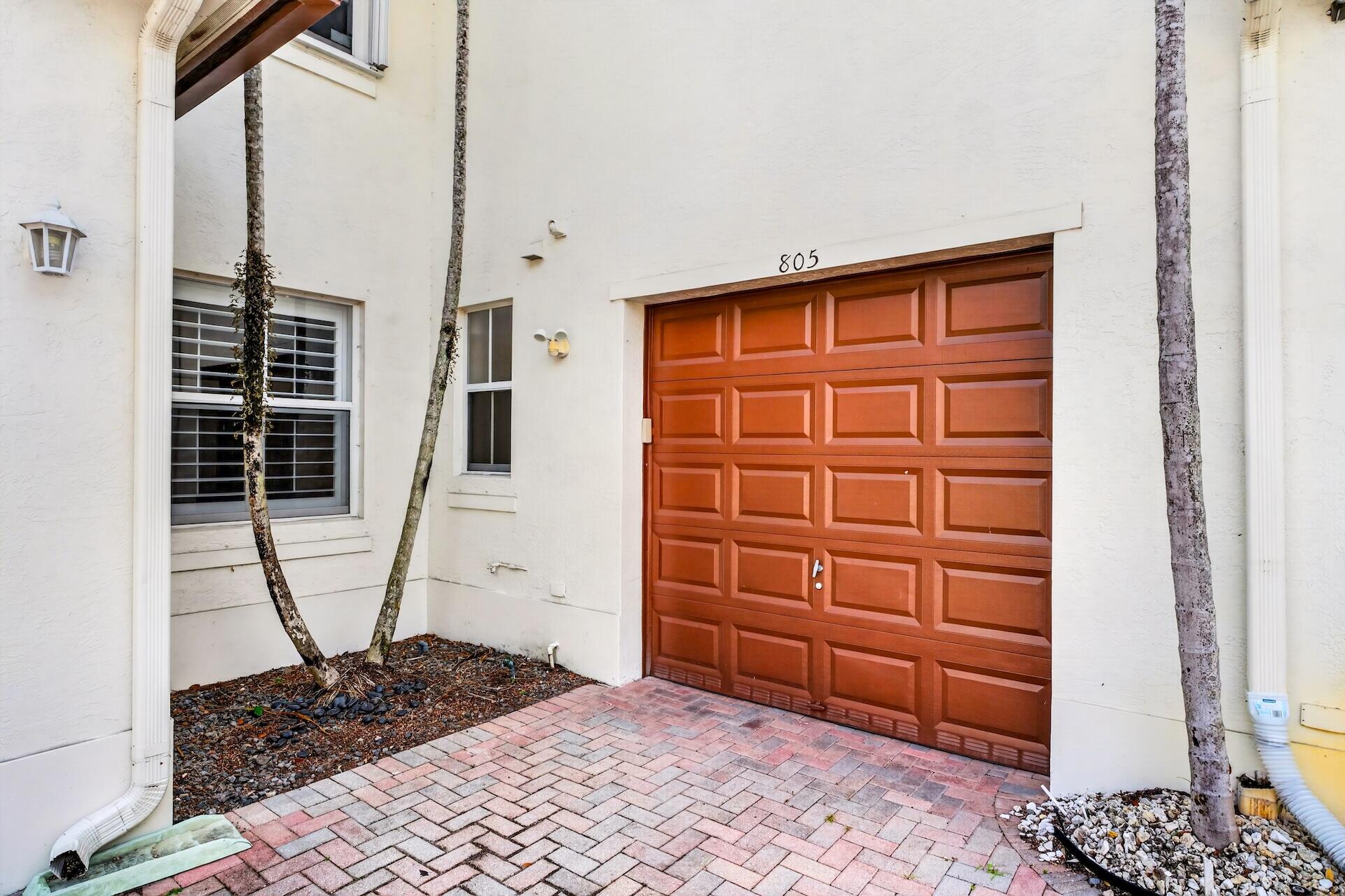 4680 Mimosa #805, Coconut Creek FL 33073