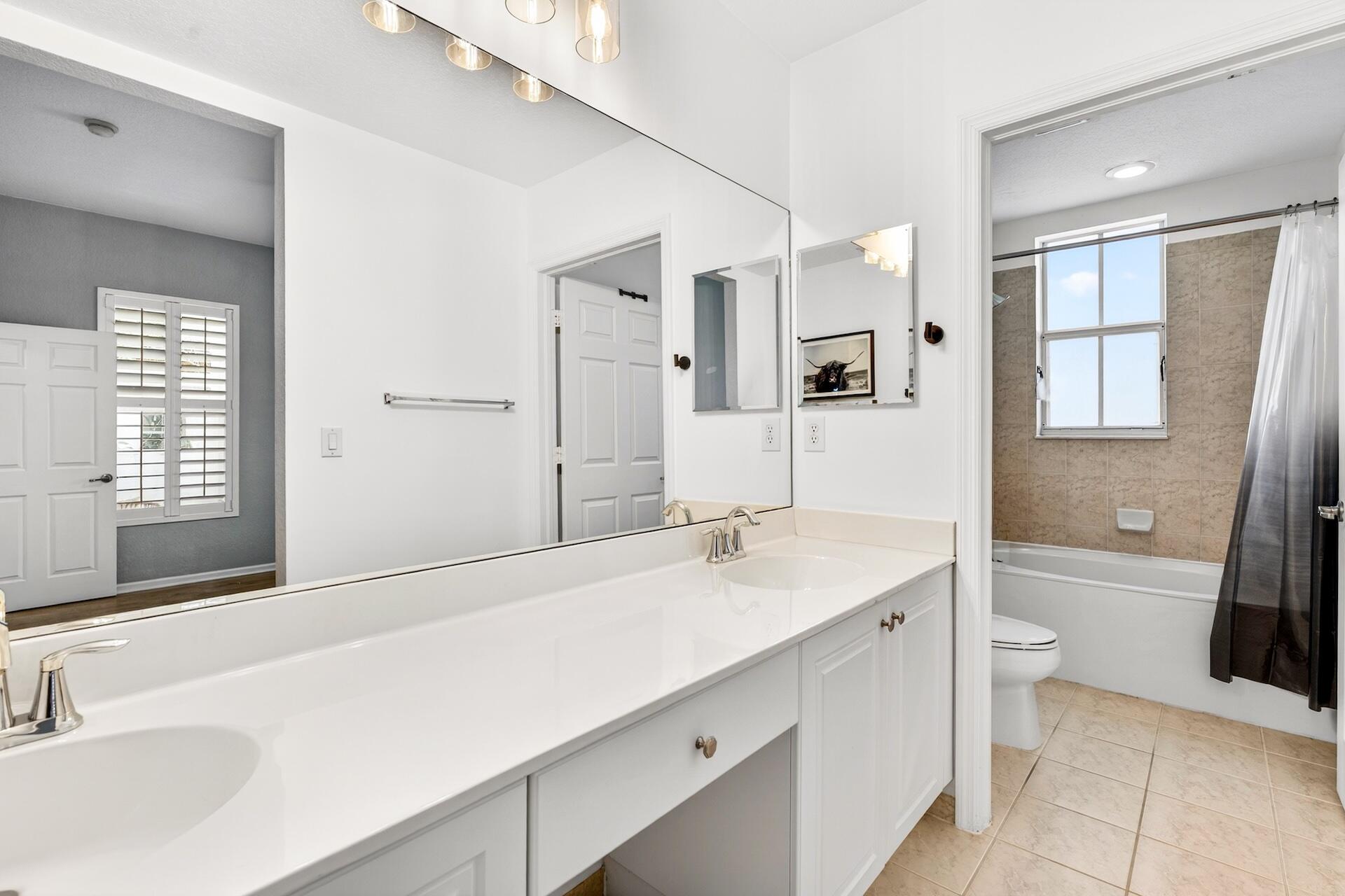 4680 Mimosa #805, Coconut Creek FL 33073