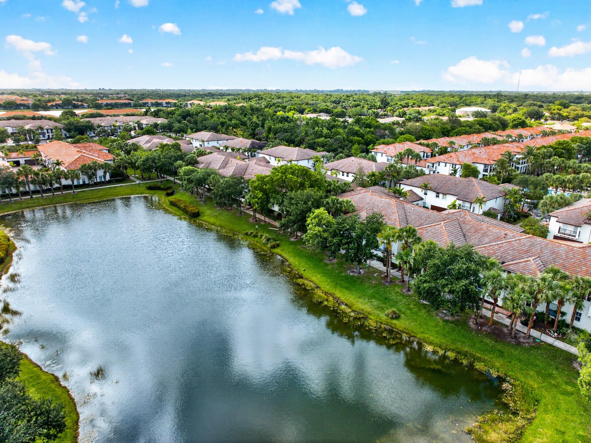 4680 Mimosa #805, Coconut Creek FL 33073