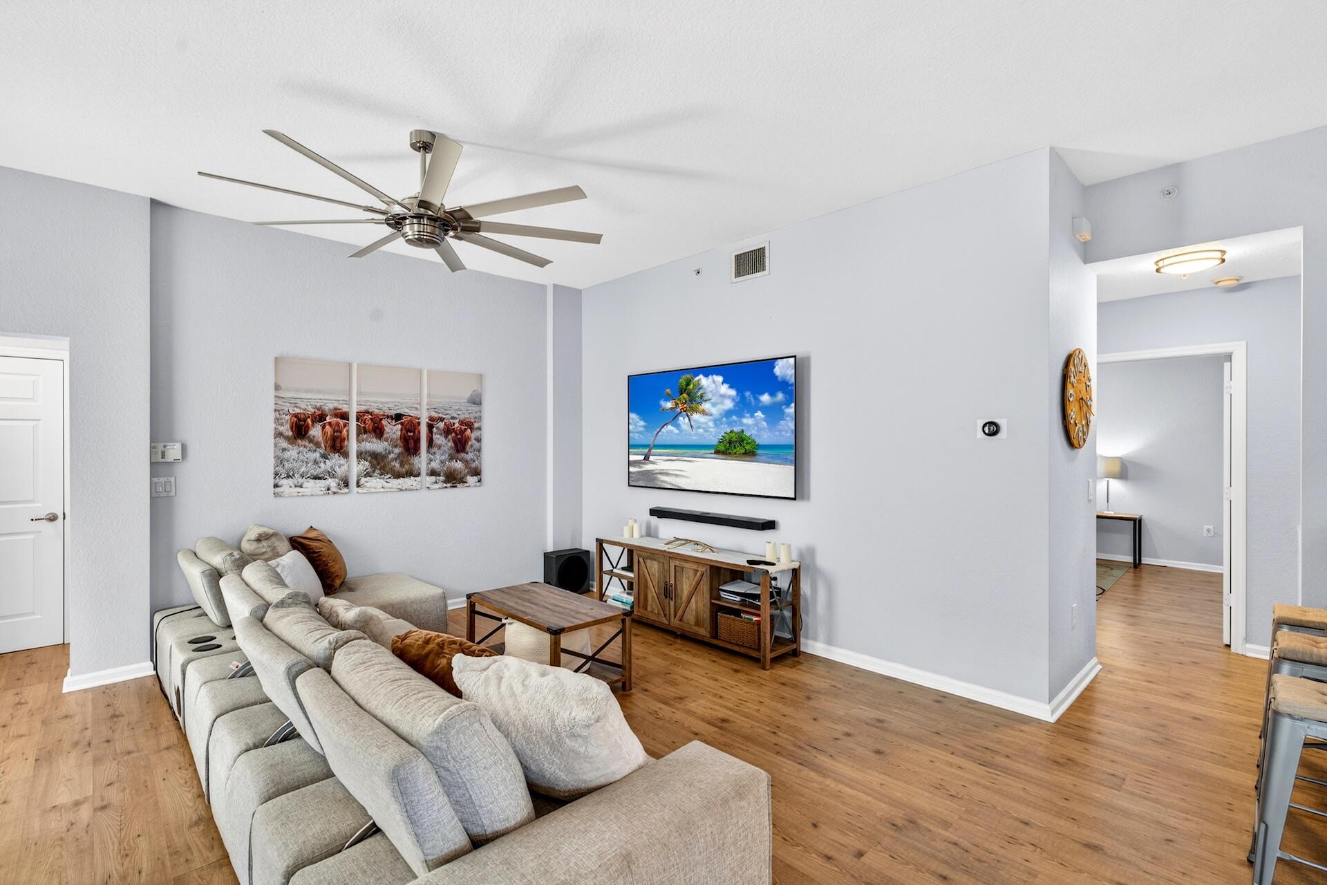 4680 Mimosa #805, Coconut Creek FL 33073