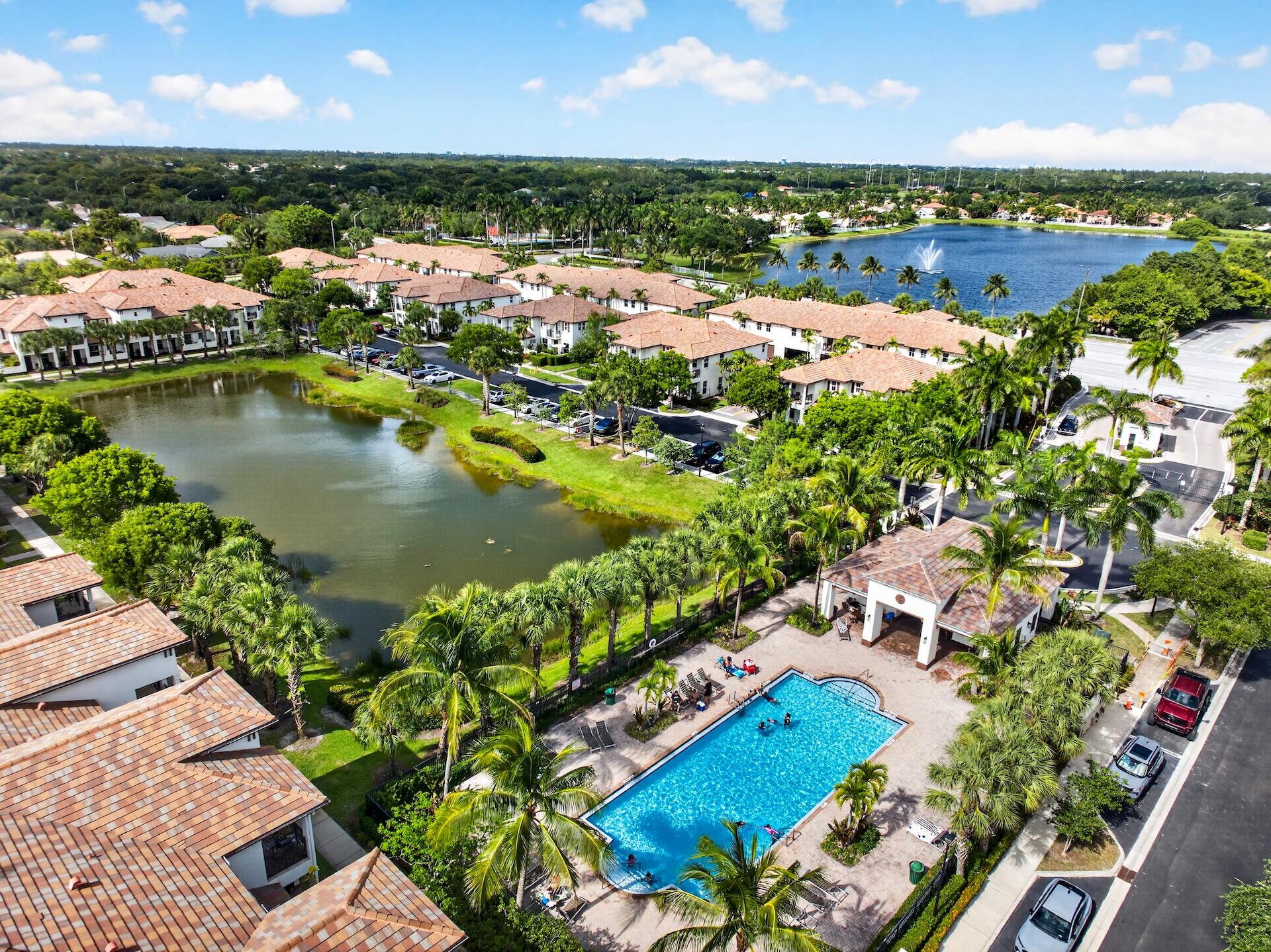 4680 Mimosa #805, Coconut Creek FL 33073