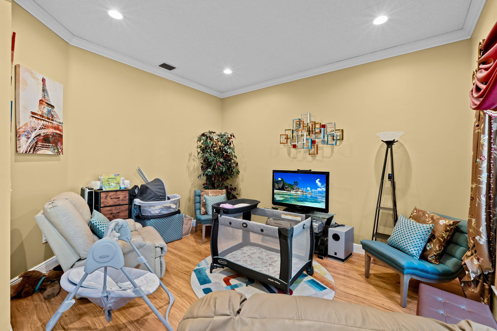 5304 NW 66th, Lauderhill FL 33319
