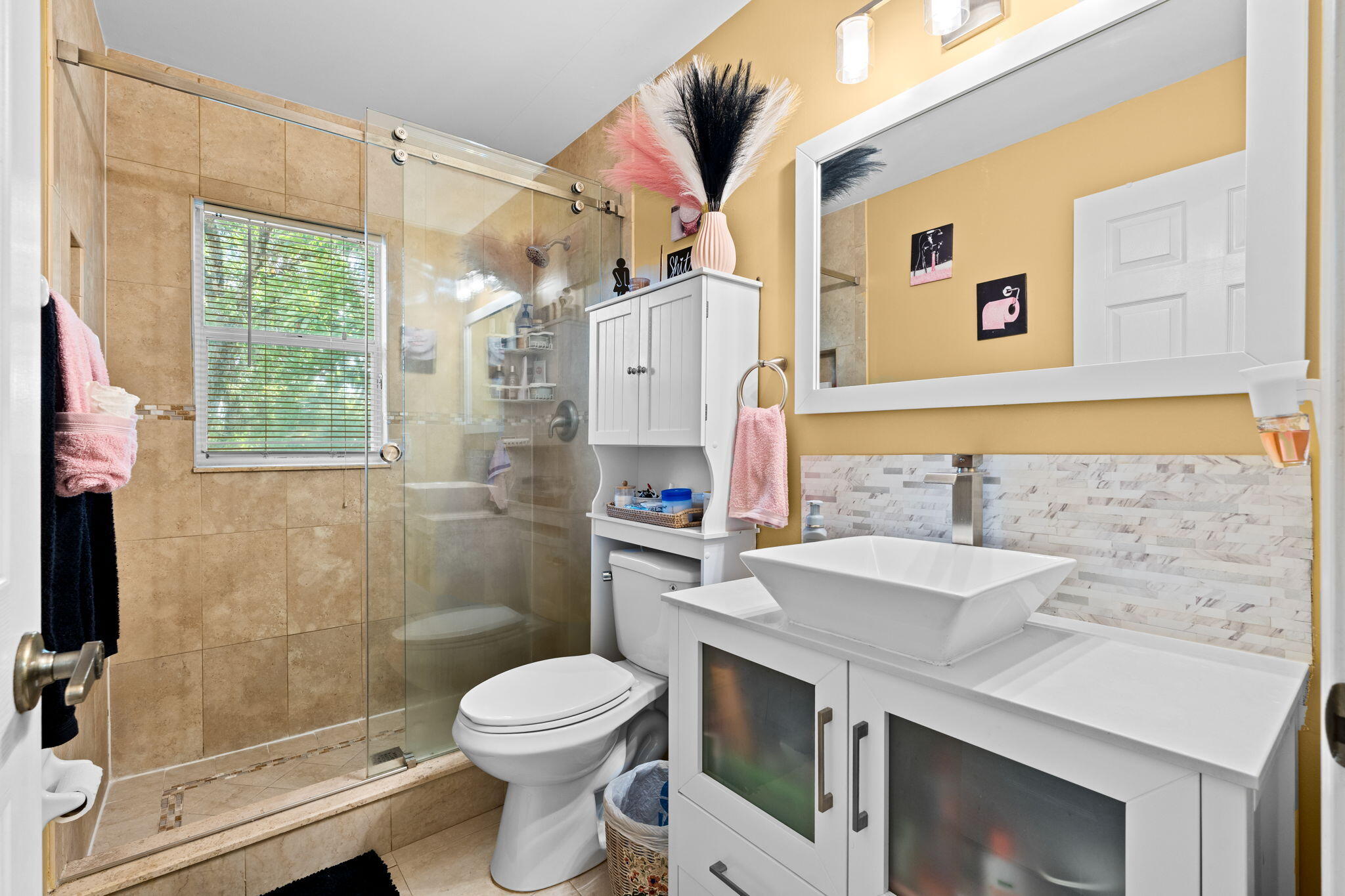 5304 NW 66th, Lauderhill FL 33319