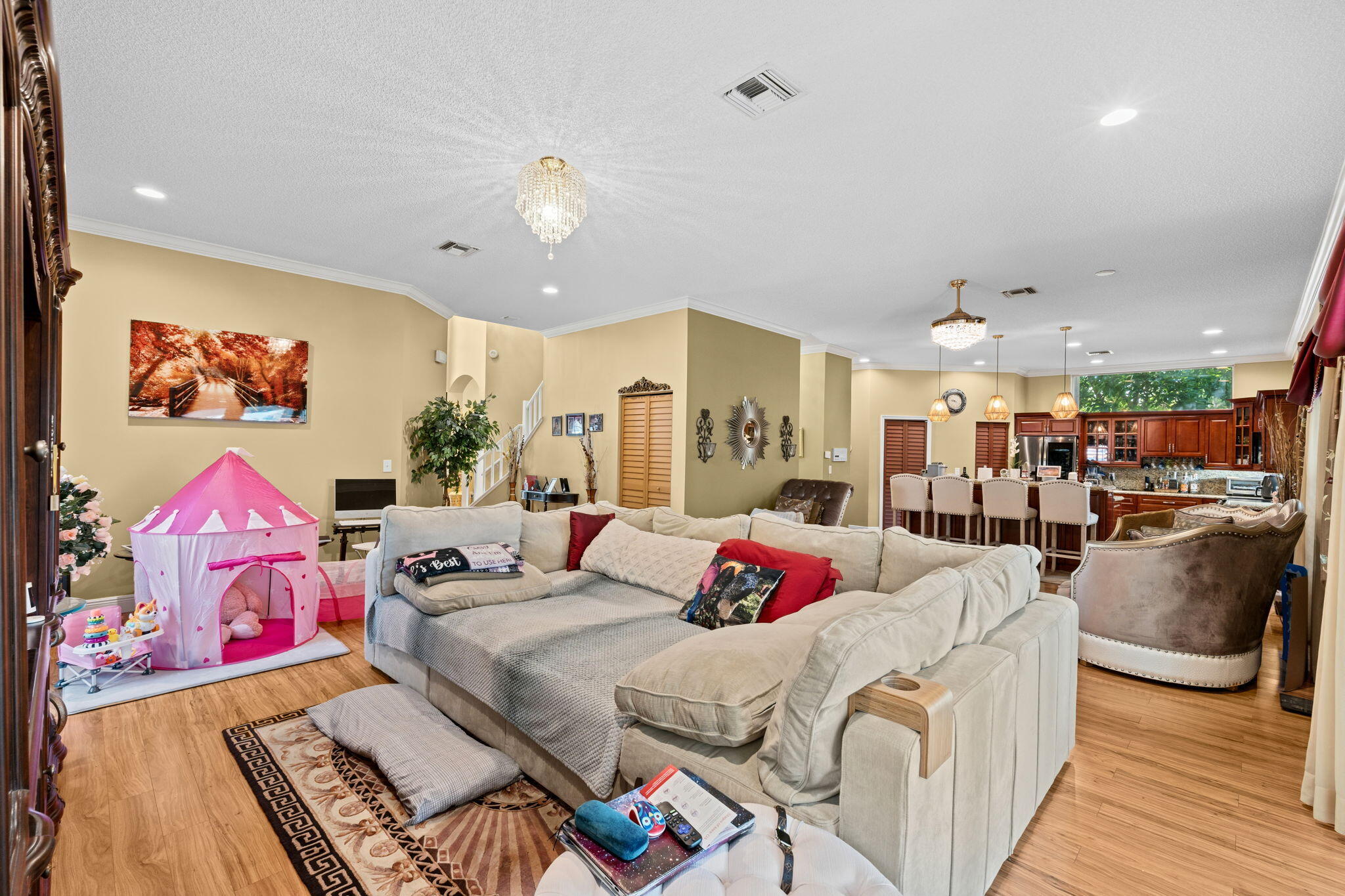 5304 NW 66th, Lauderhill FL 33319