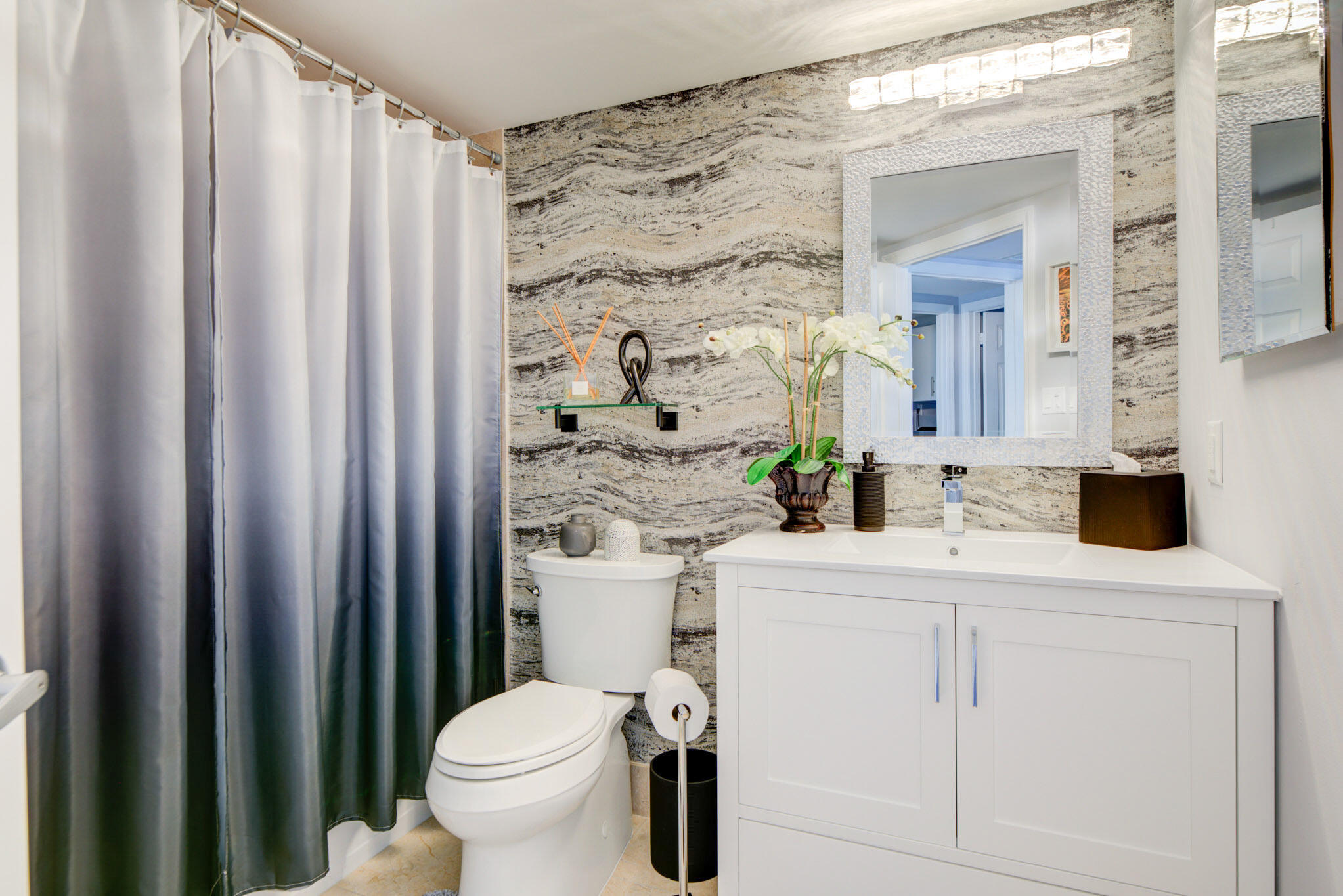 2001 N Ocean #Apt 1201, Fort Lauderdale FL 33305