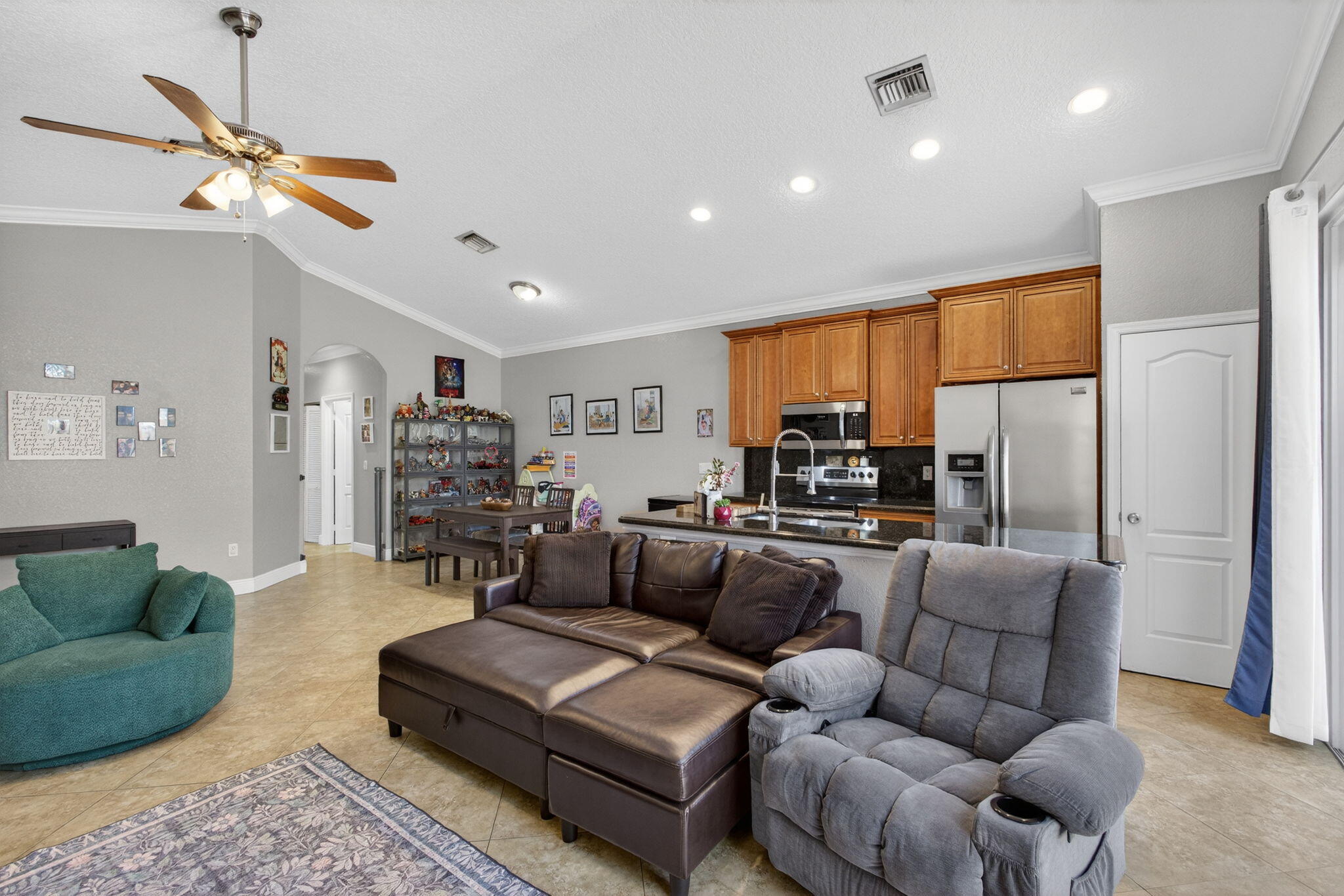 3125 Shelby, Palm Springs FL 33461
