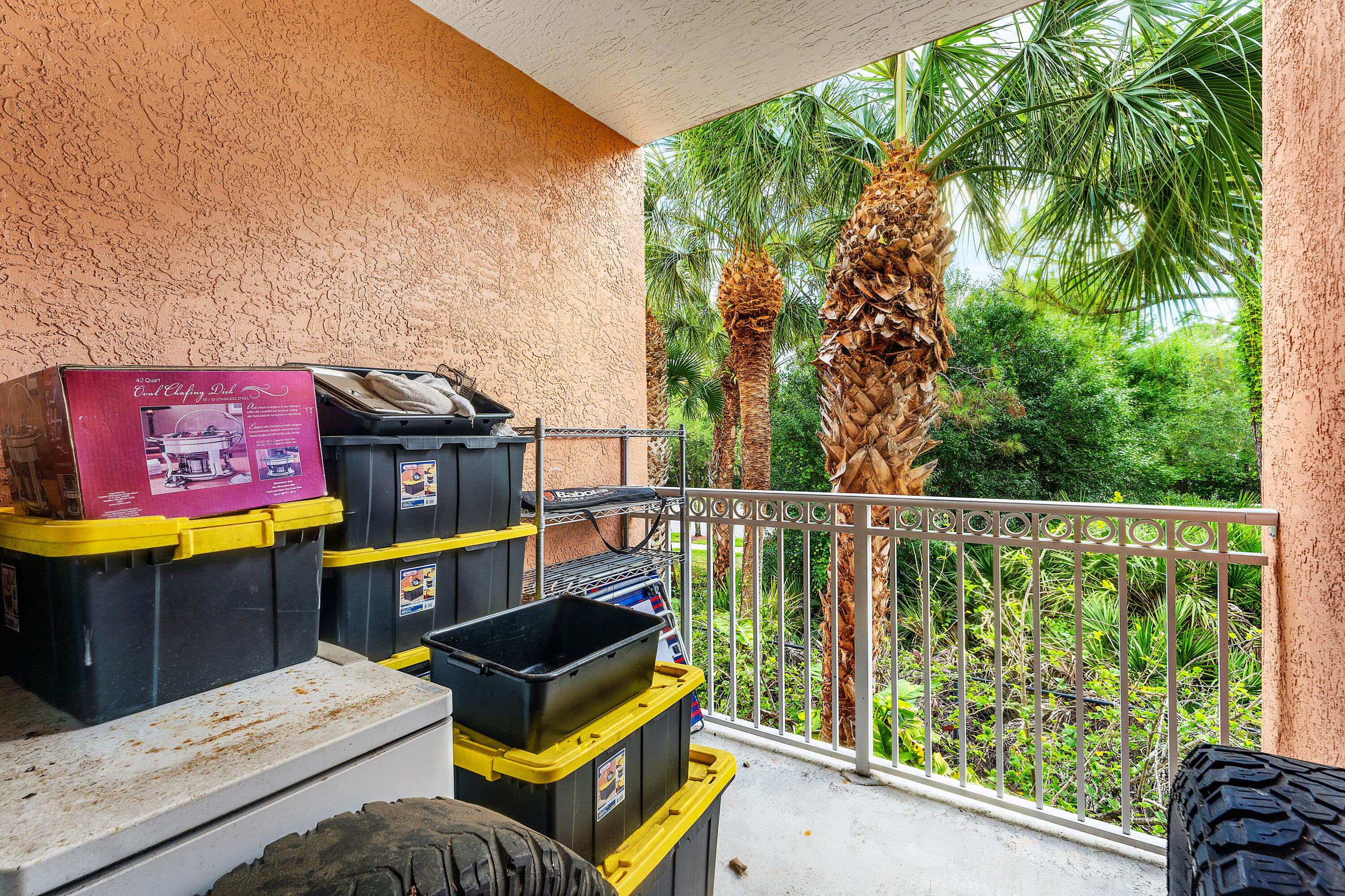 1208 E Myrtlewood Cir, Palm Beach Gardens FL 33418
