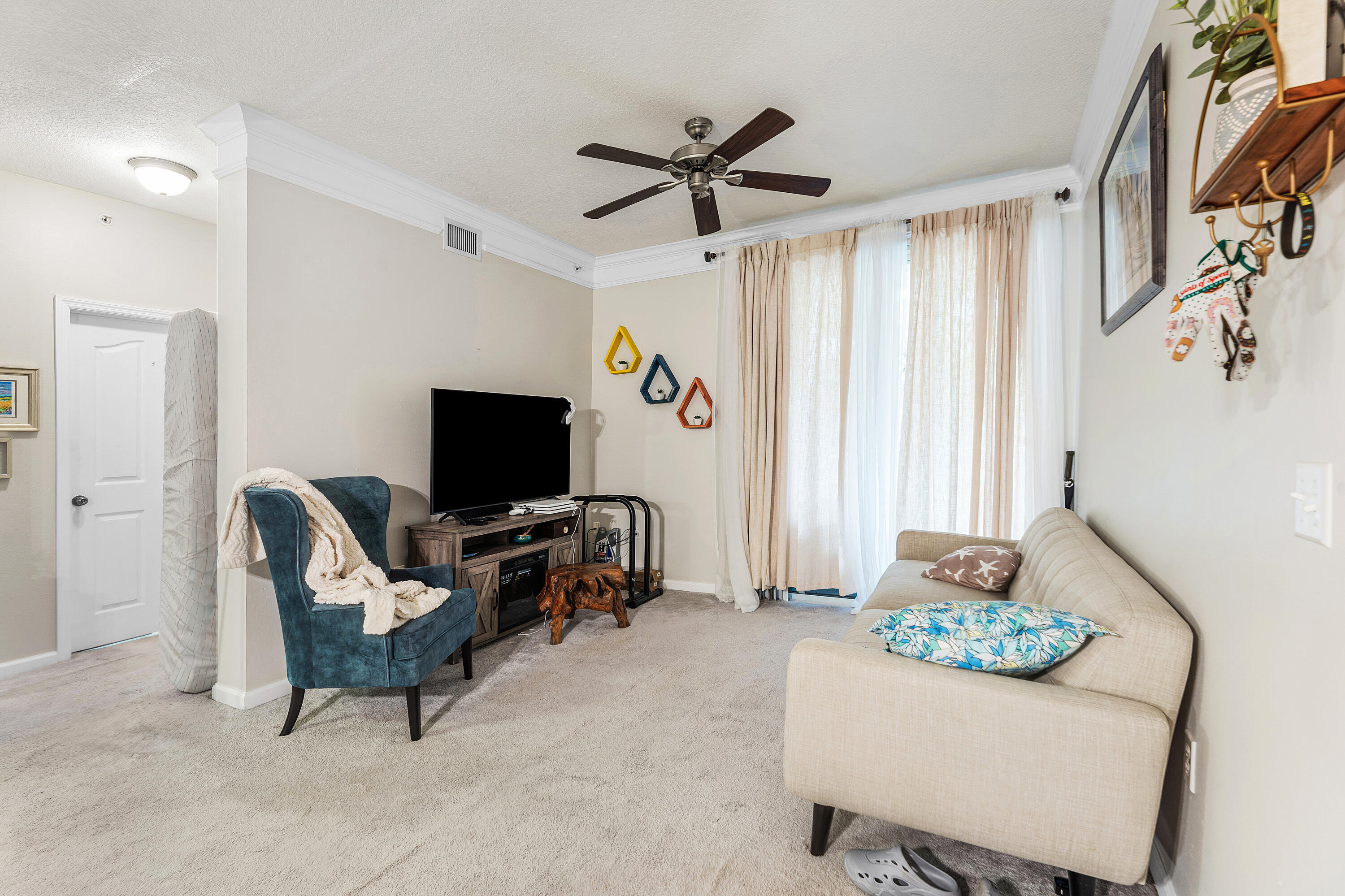 1208 E Myrtlewood Cir, Palm Beach Gardens FL 33418