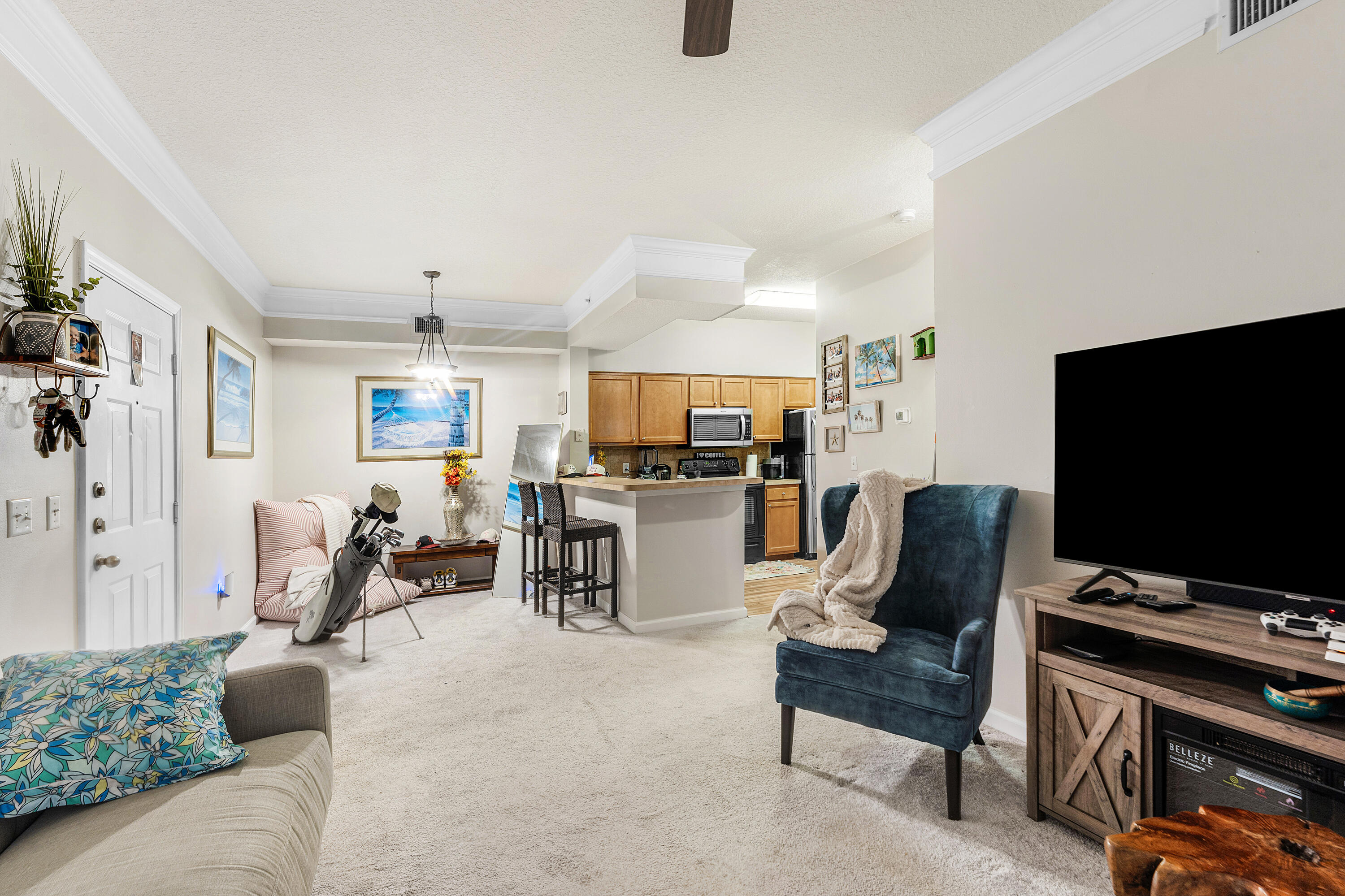 1208 E Myrtlewood Cir, Palm Beach Gardens FL 33418