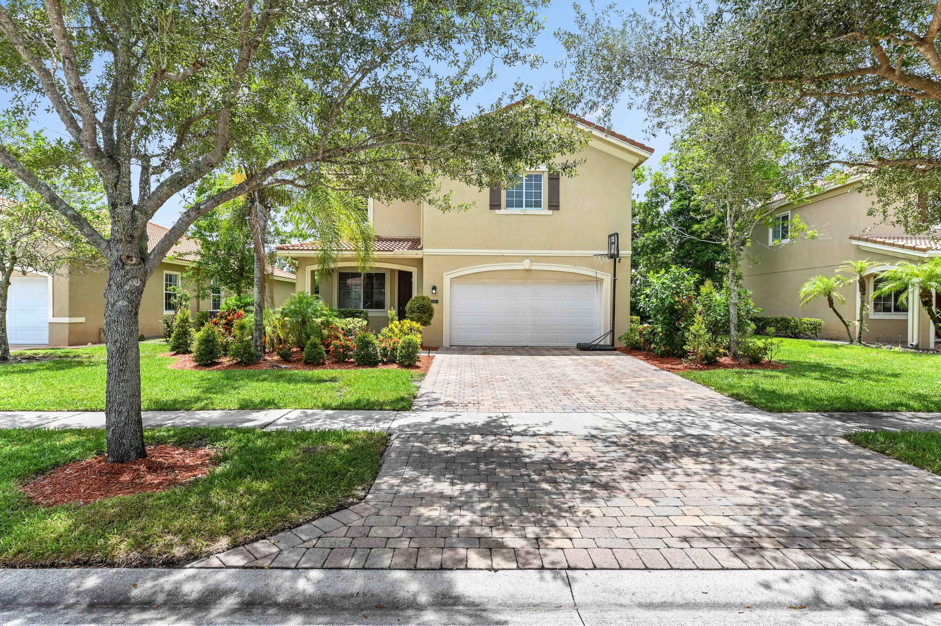 6819 Osage, West Palm Beach FL 33413