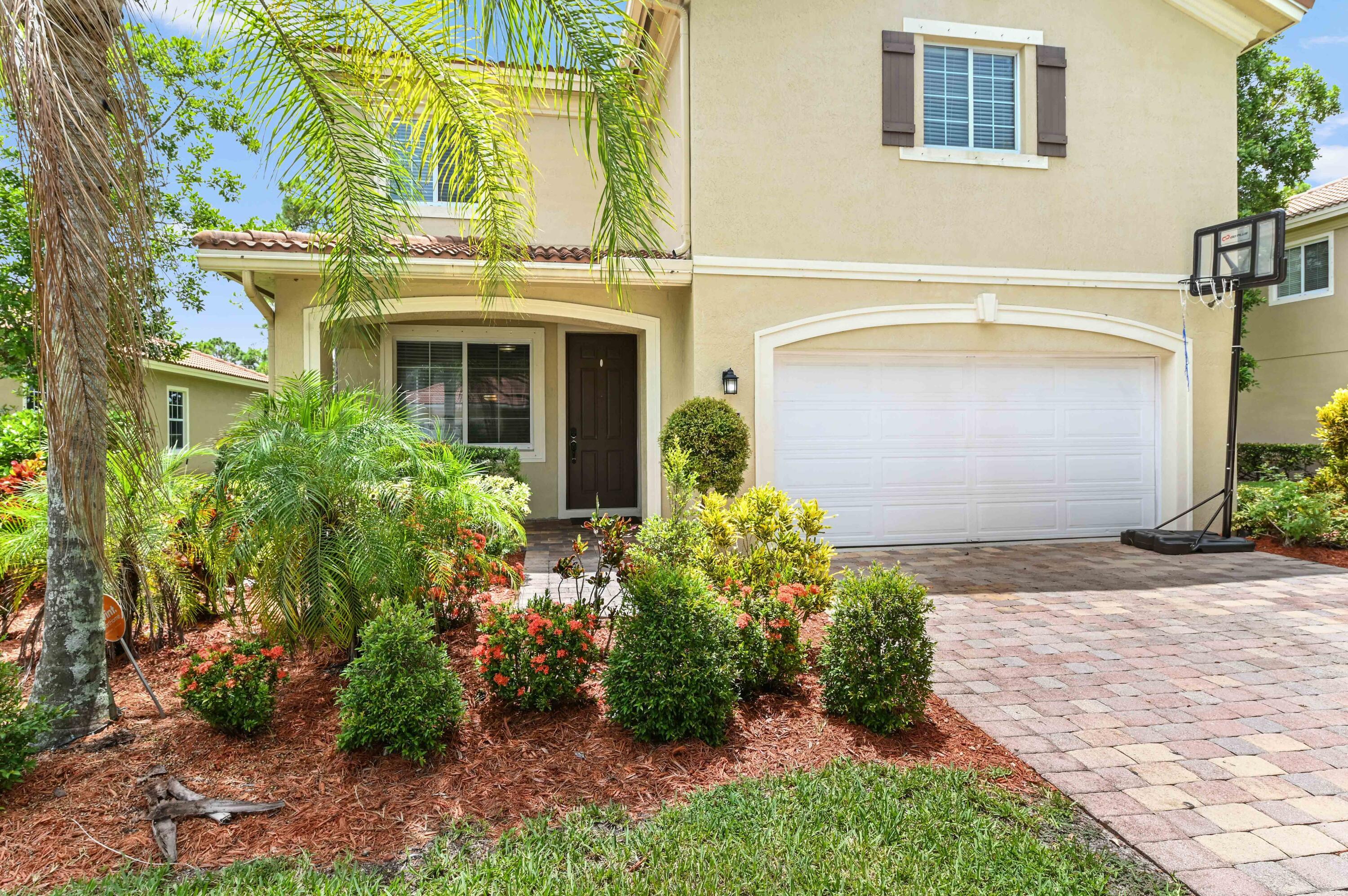 6819 Osage, West Palm Beach FL 33413