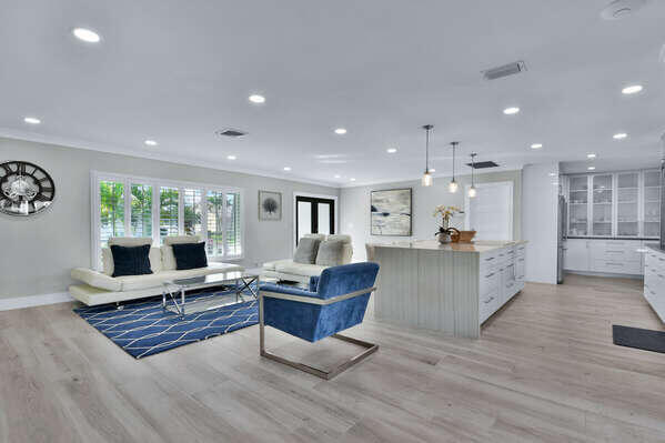 839 Enfield, Boca Raton FL 33487