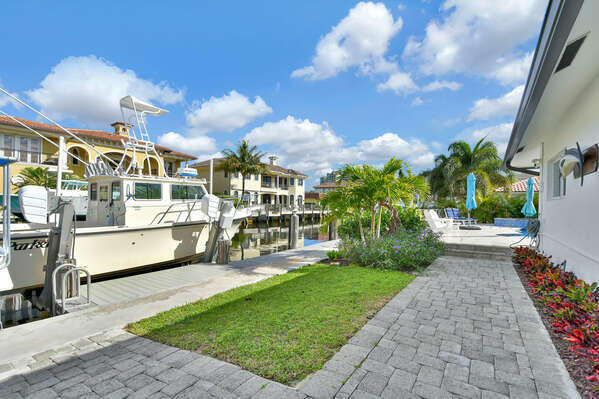 839 Enfield, Boca Raton FL 33487