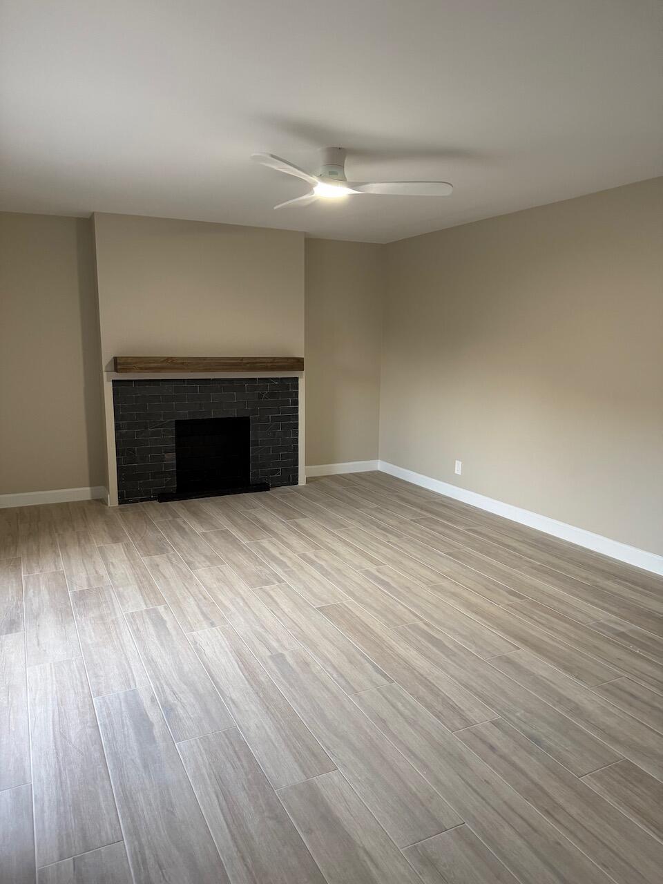 79 Lake Arbor #79, Palm Springs FL 33461