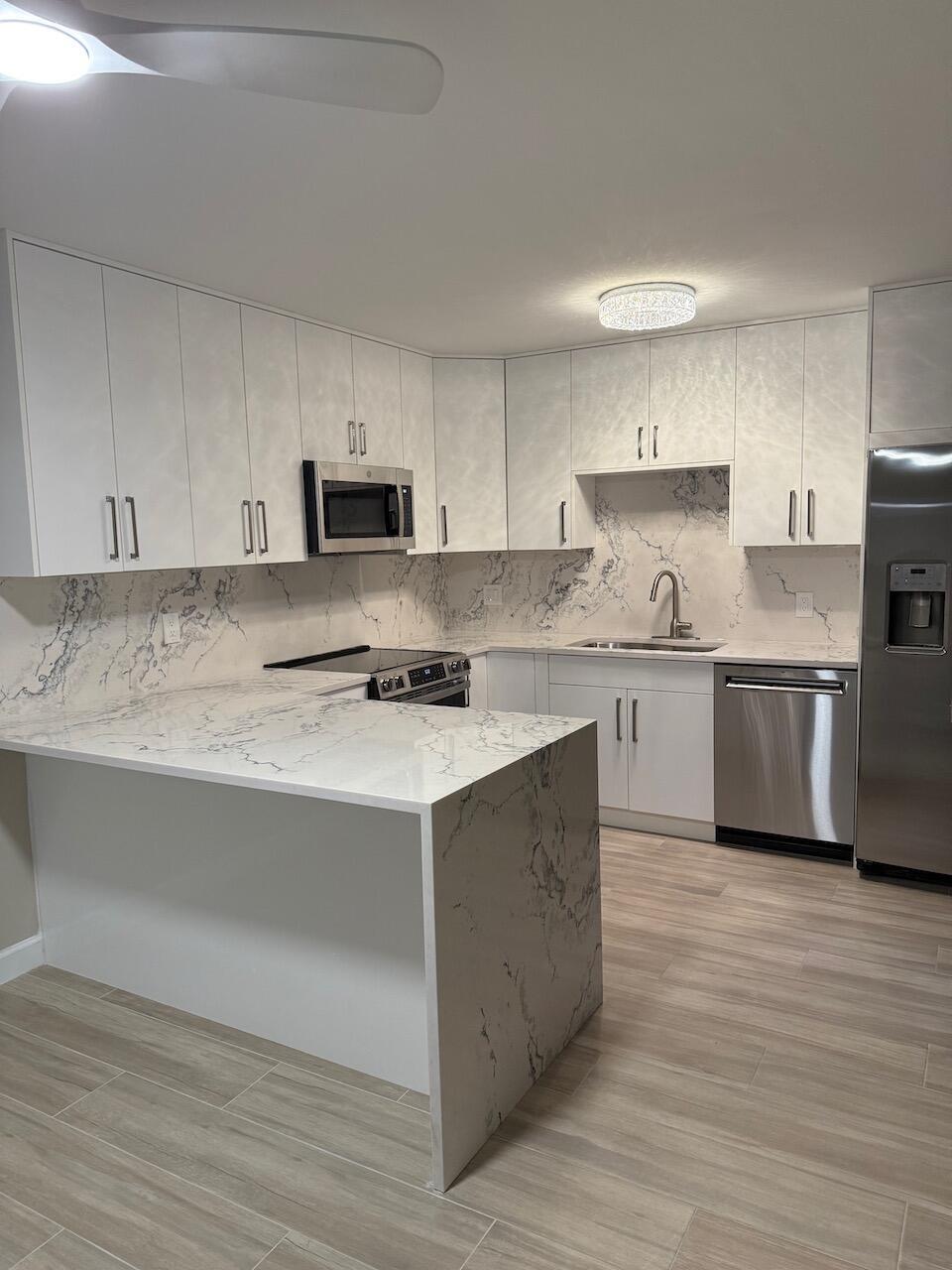 79 Lake Arbor #79, Palm Springs FL 33461