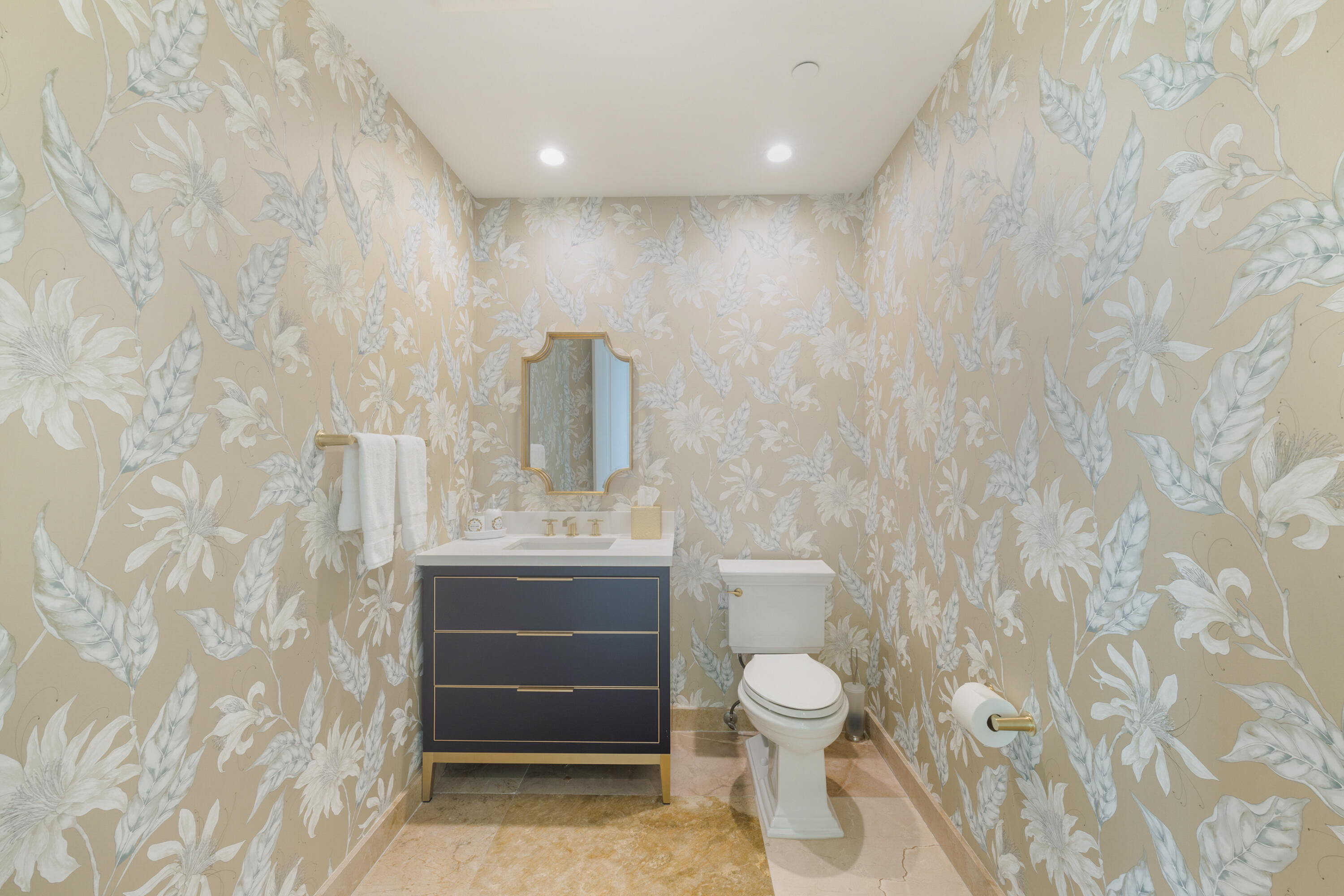 10295 Collins #2203, Bal Harbour FL 33154