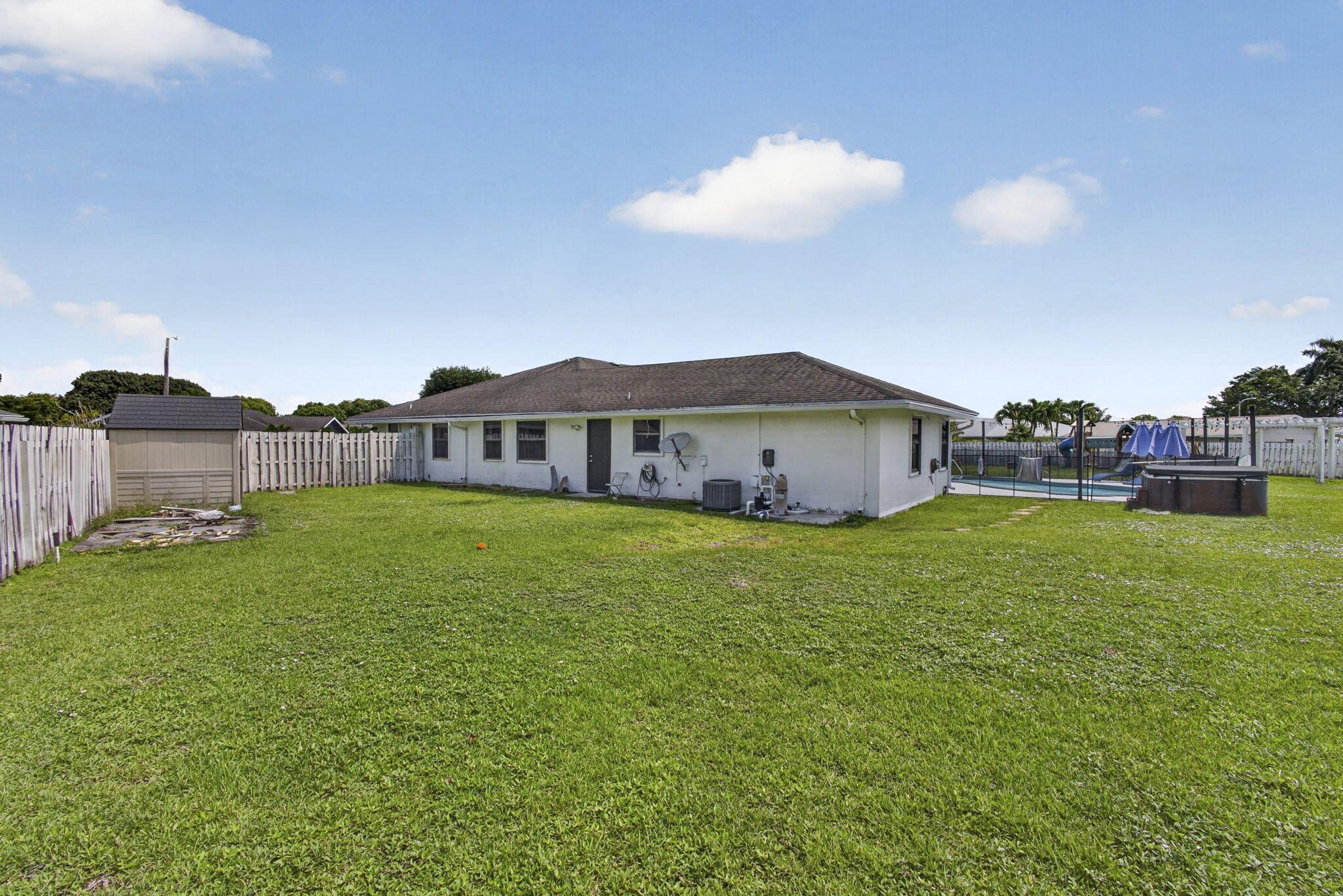 106 Segovia, Royal Palm Beach FL 33411