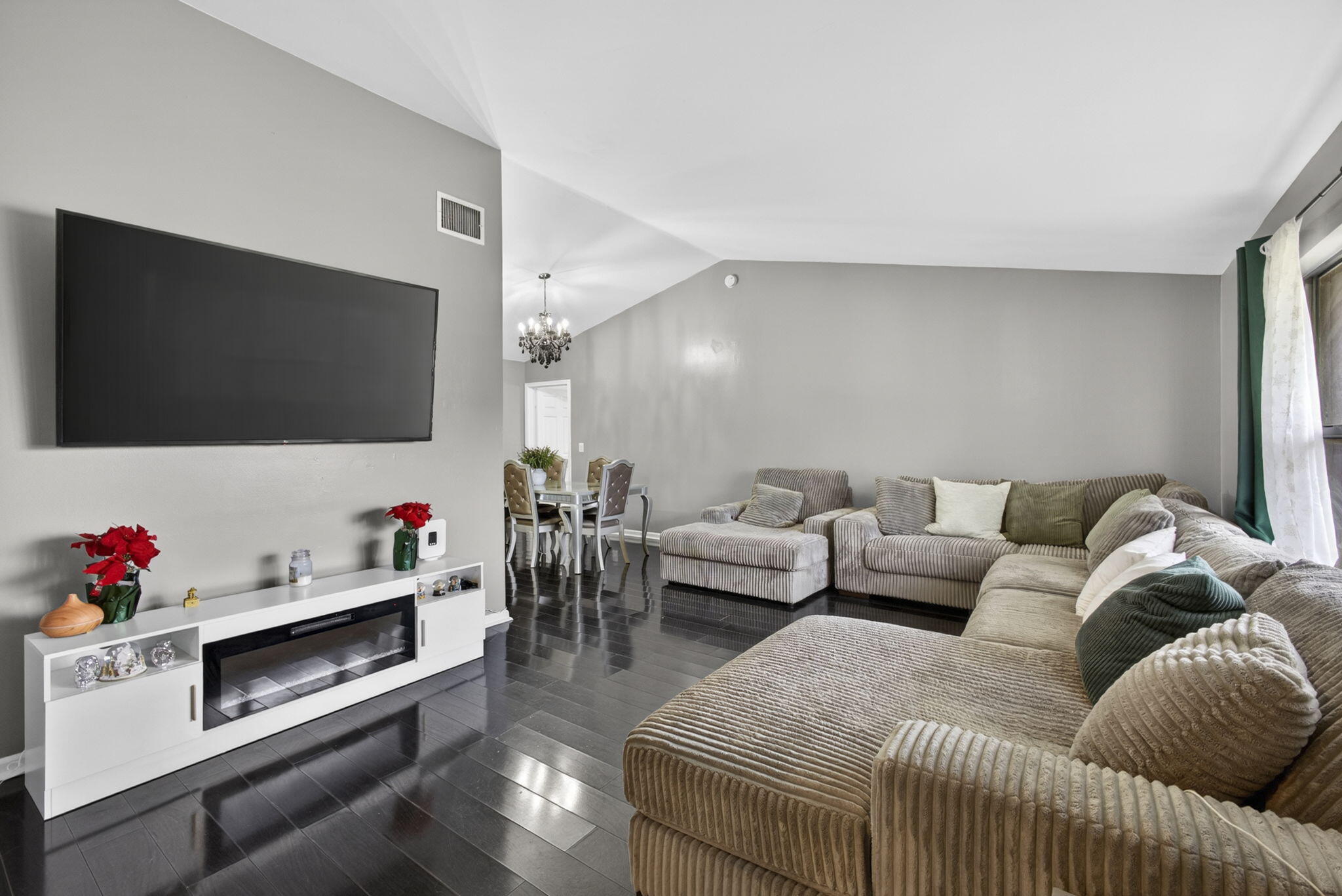 106 Segovia, Royal Palm Beach FL 33411