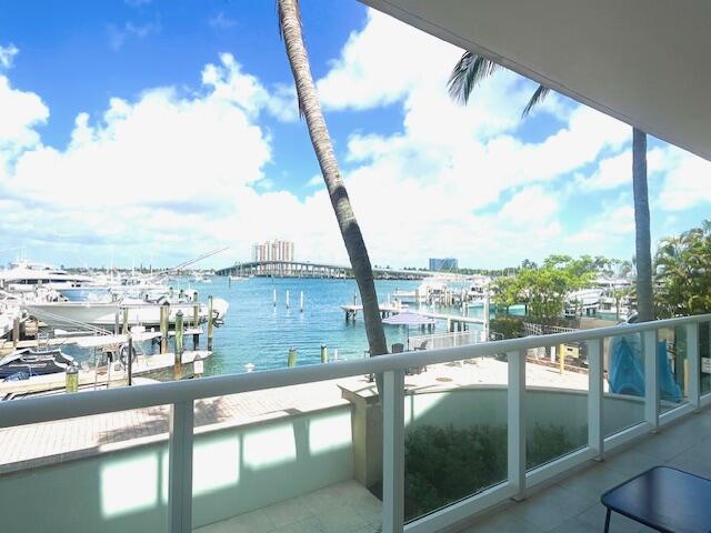 184 Lake #3102, Palm Beach Shores FL 33404