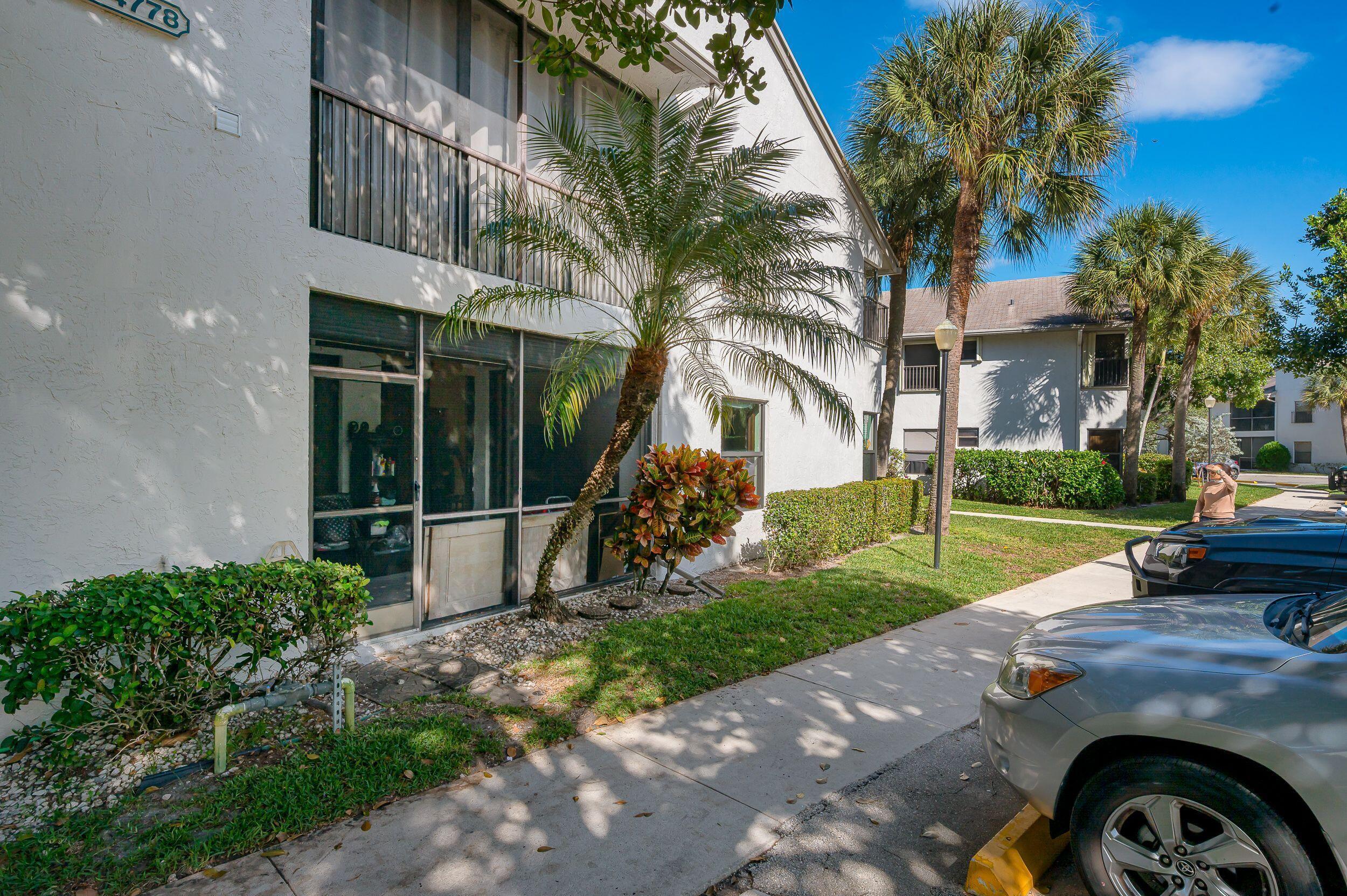 4772 NW 22nd #42122, Coconut Creek FL 33063