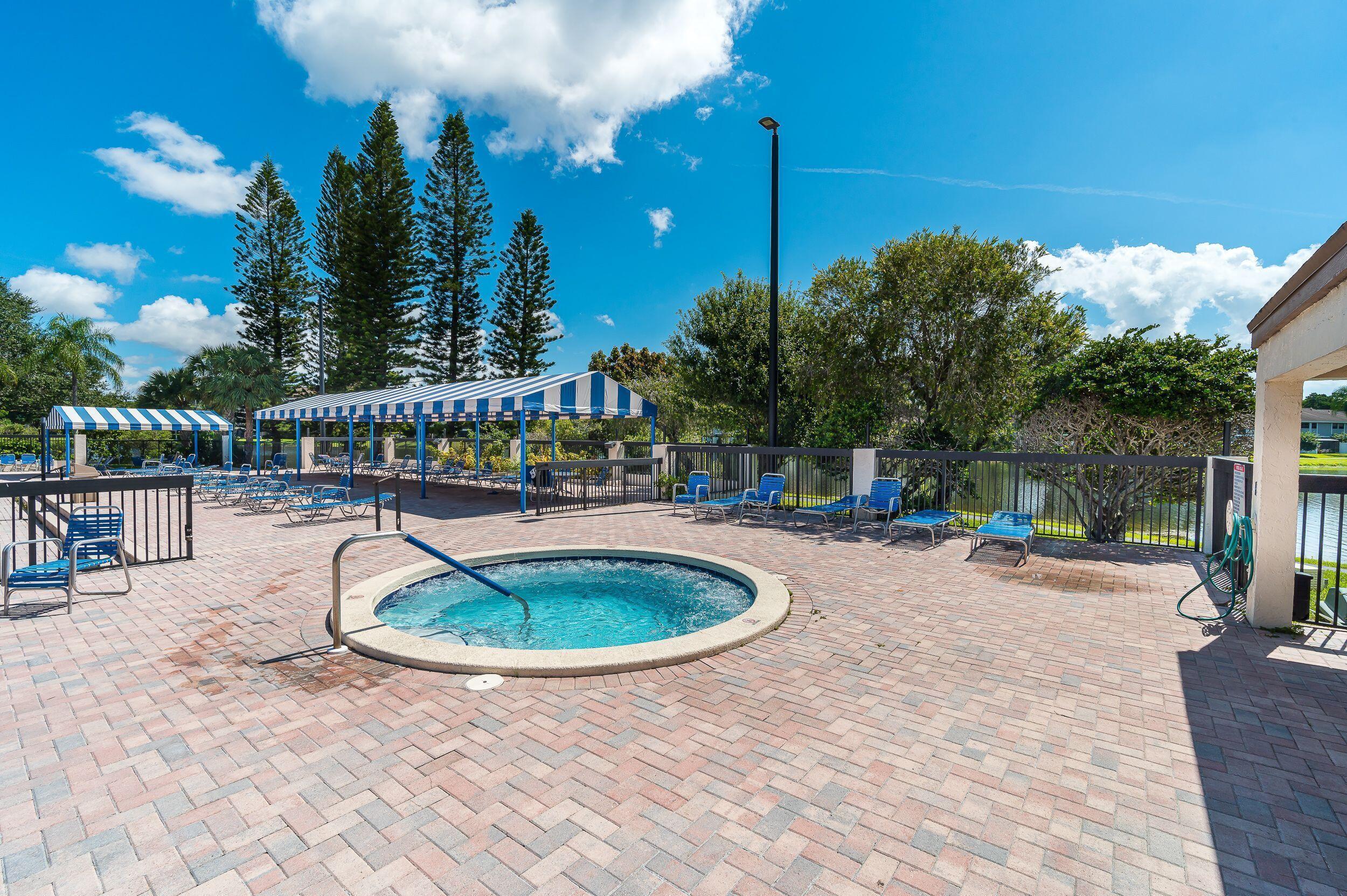 4772 NW 22nd #42122, Coconut Creek FL 33063