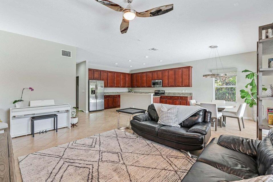 160 Rudder Cay, Jupiter FL 33458