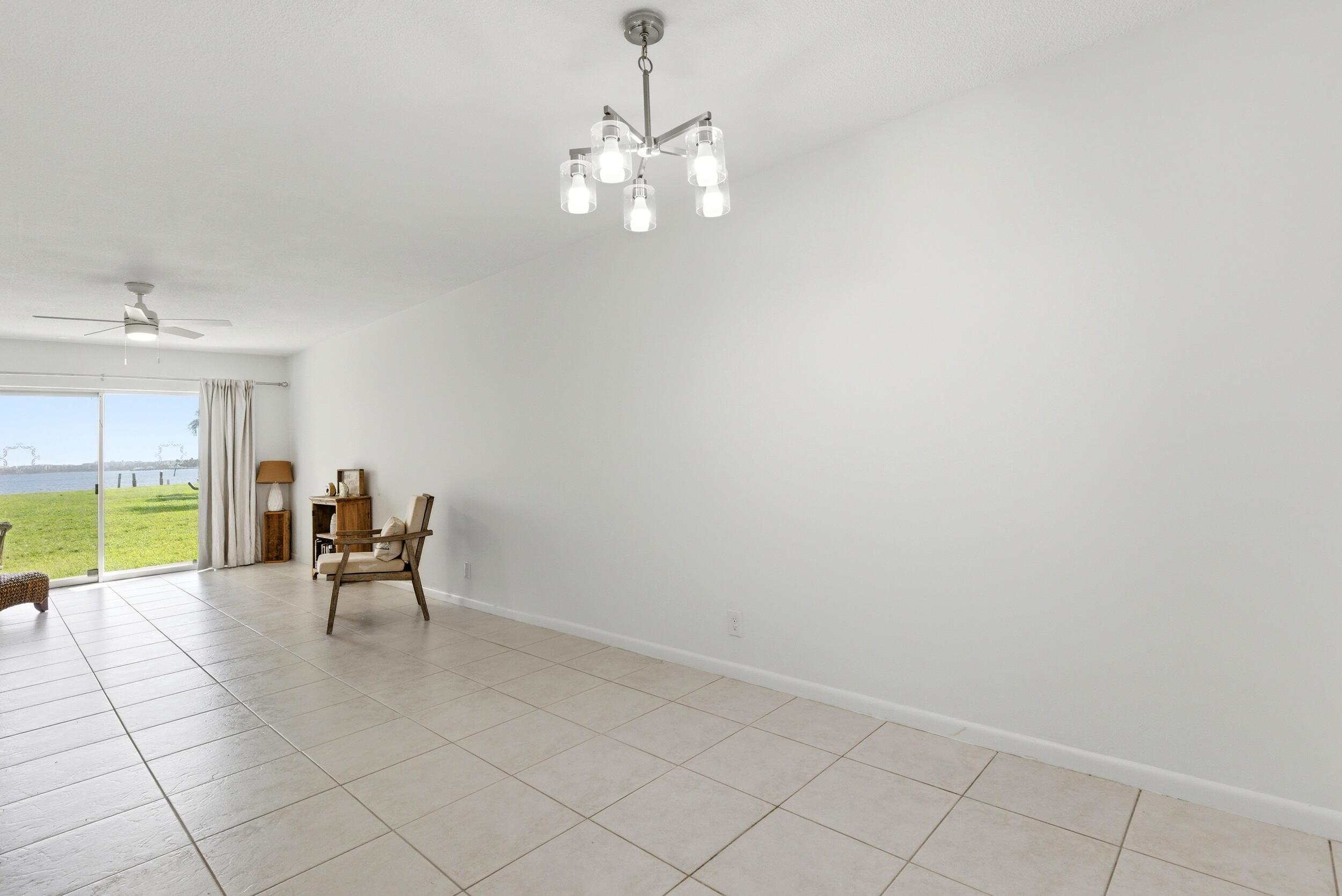 311 E Ocean #104, Lantana FL 33462