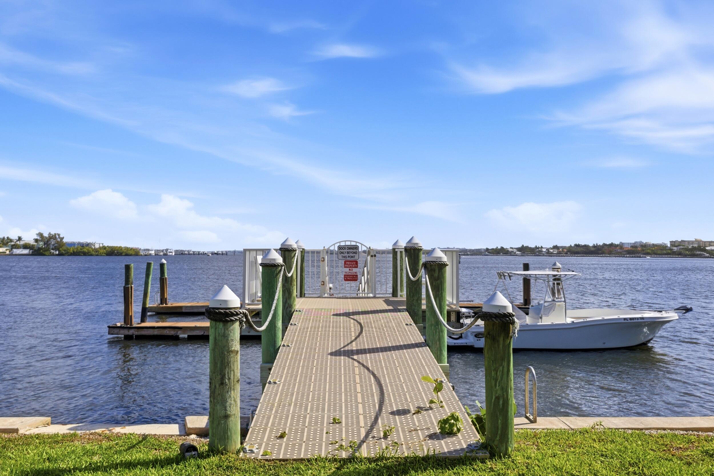 311 E Ocean #104, Lantana FL 33462